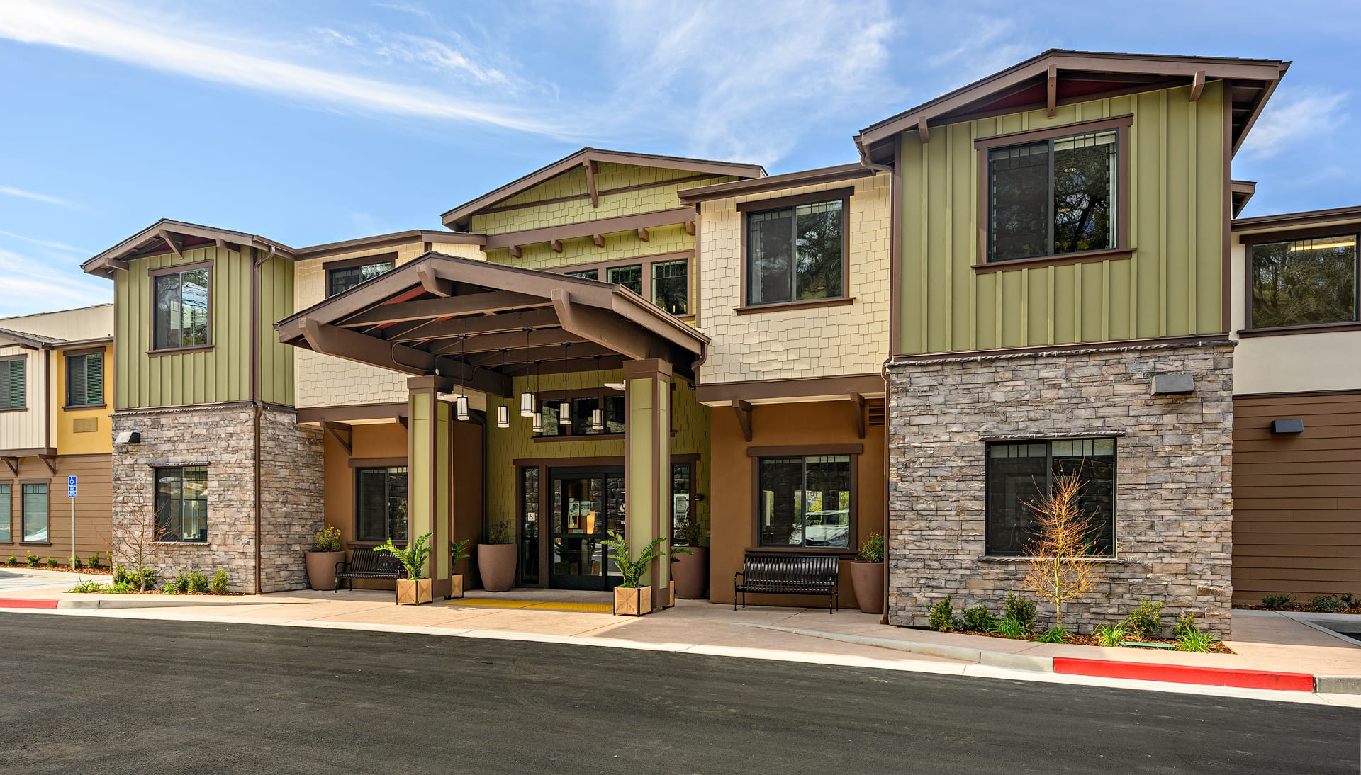The Oaks at Paso Robles community exterior
