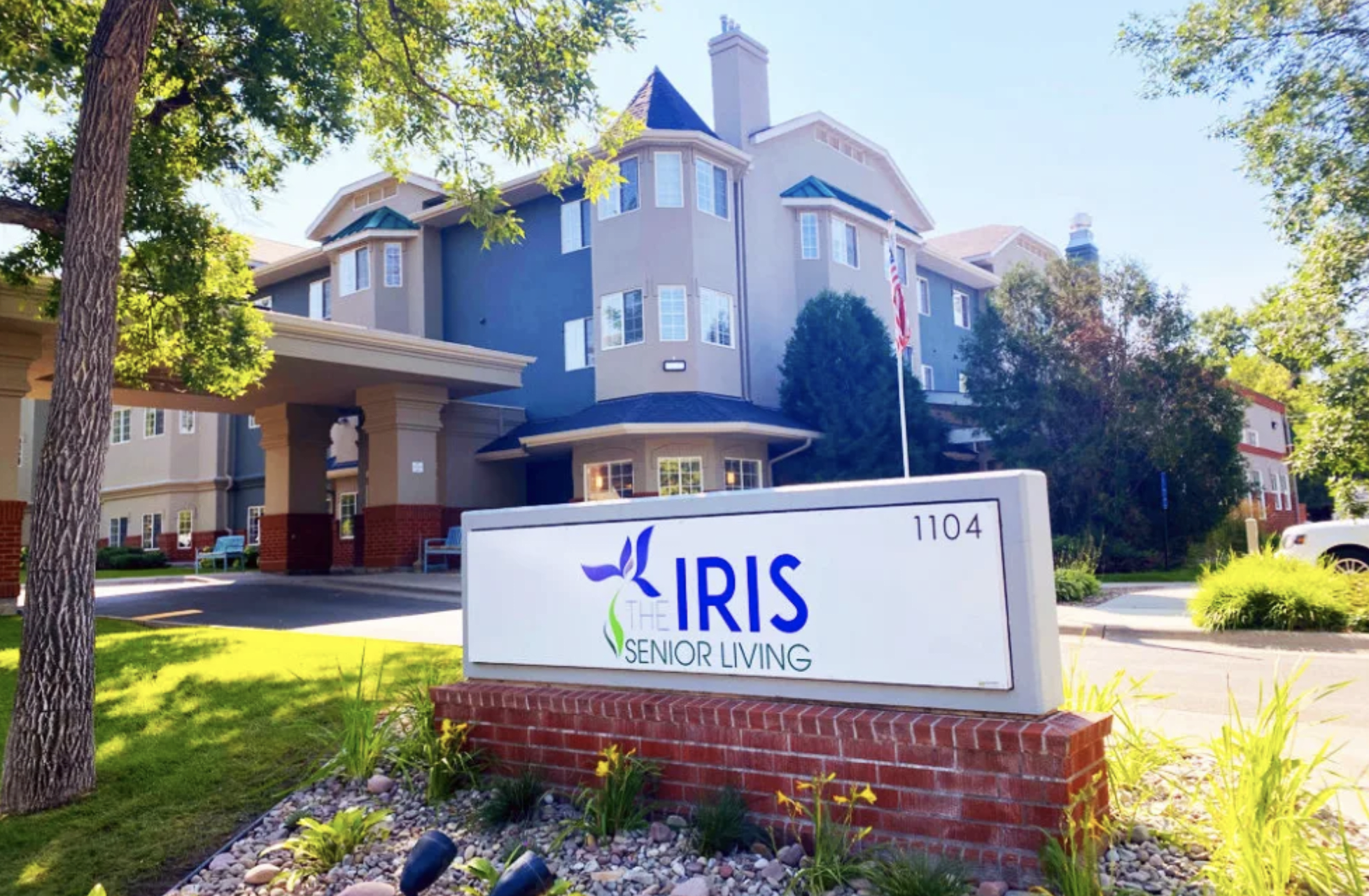 The Iris community exterior