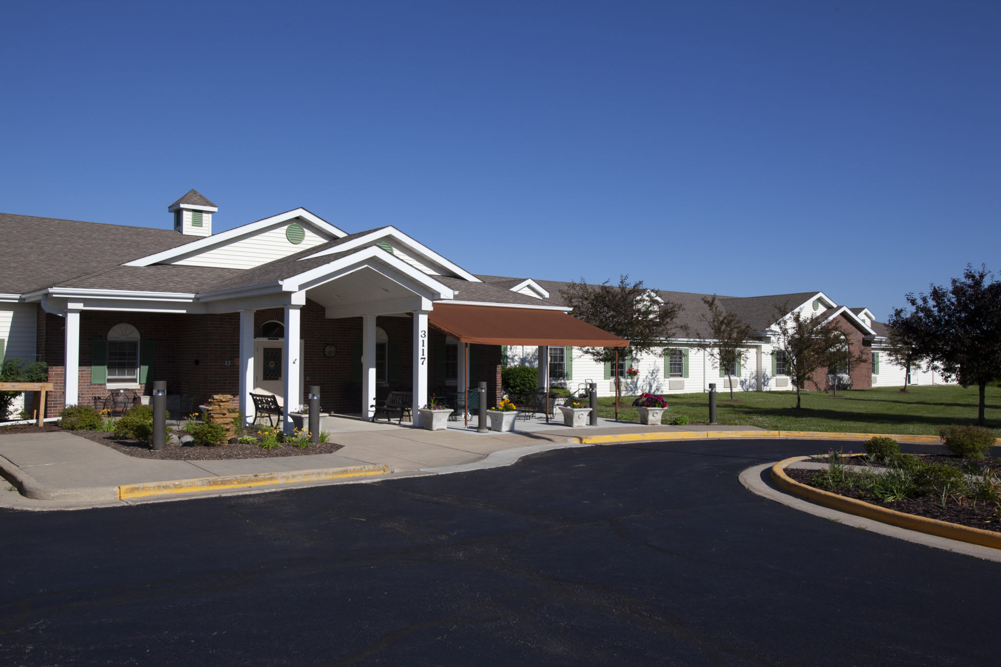 Oakley Courts community exterior