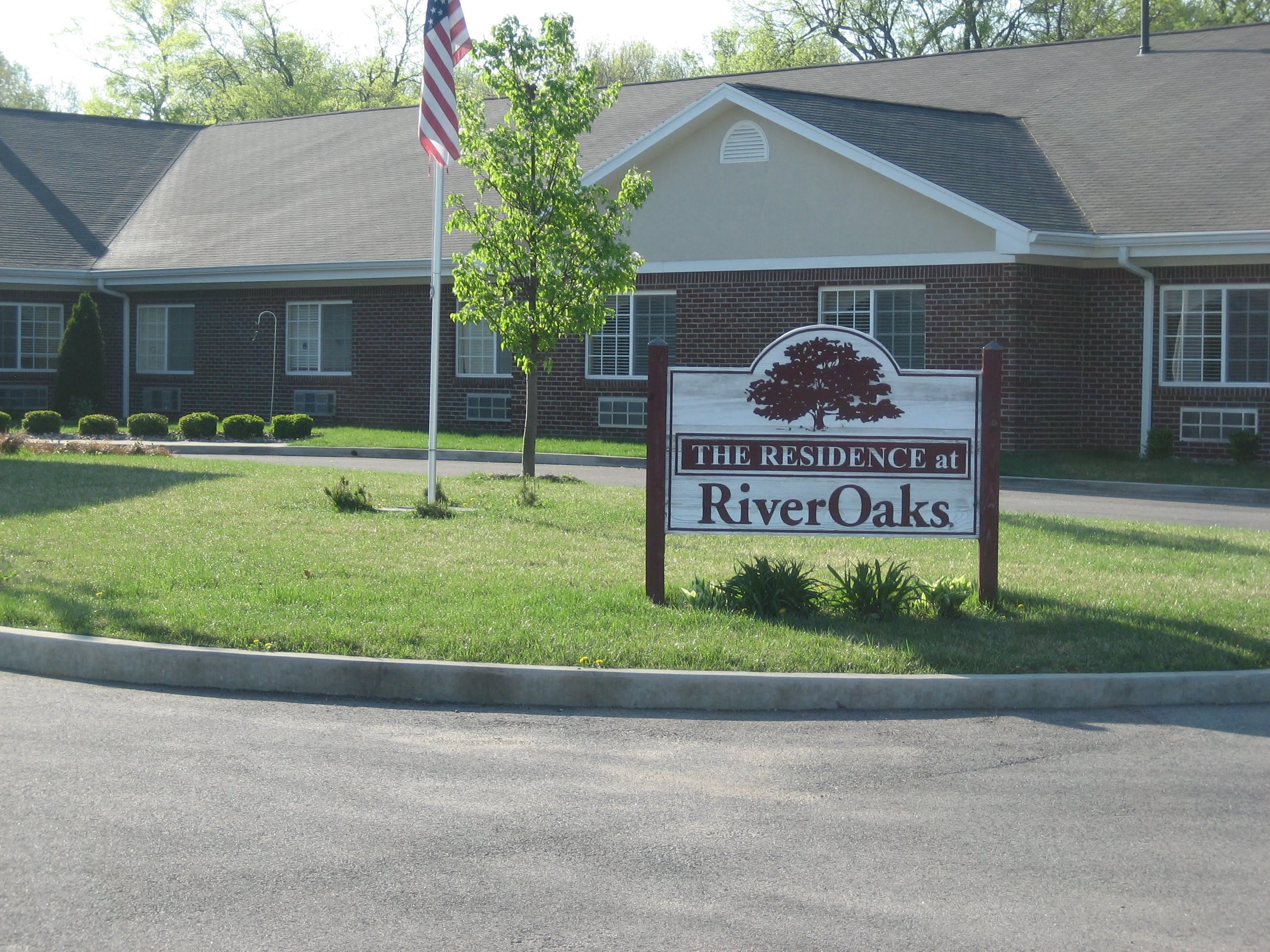 RiverOaks Health Campus community exterior