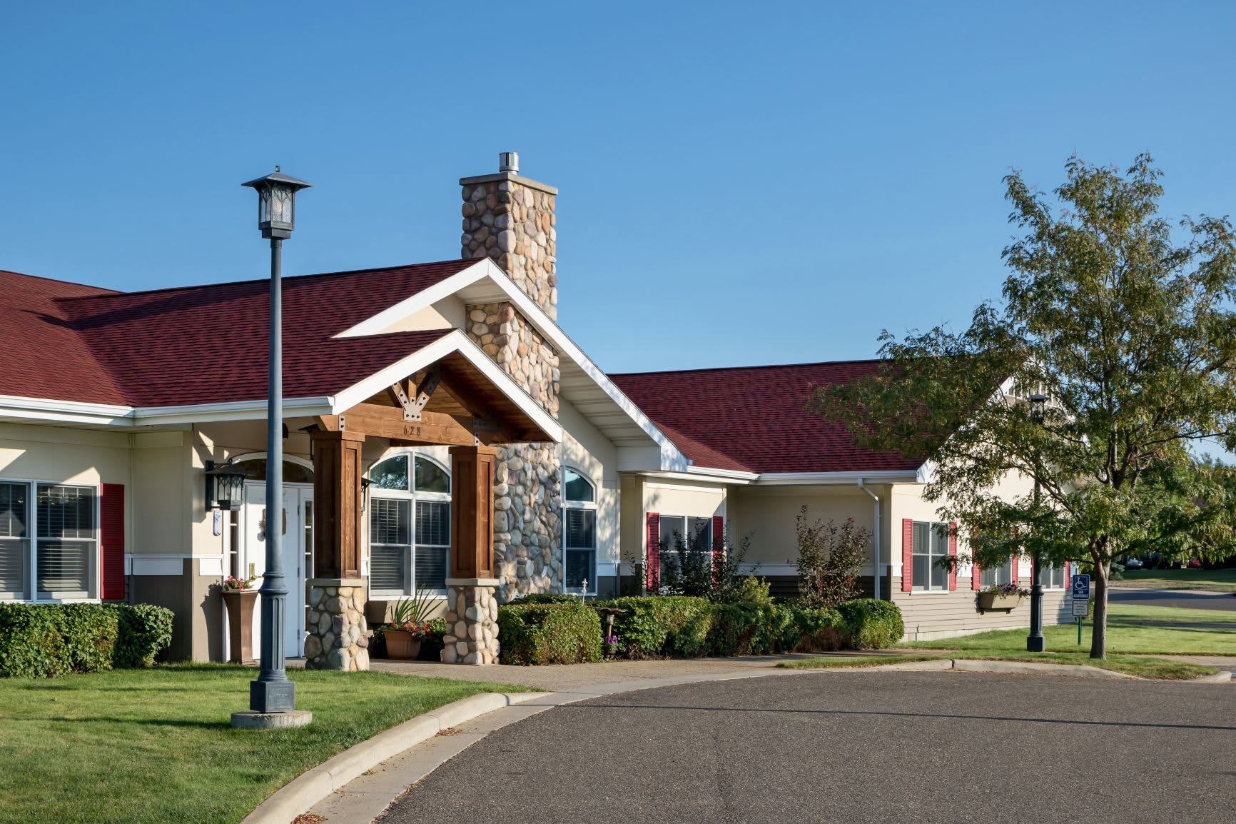 CountryHouse Residence for Memory Care at Dickinson community exterior