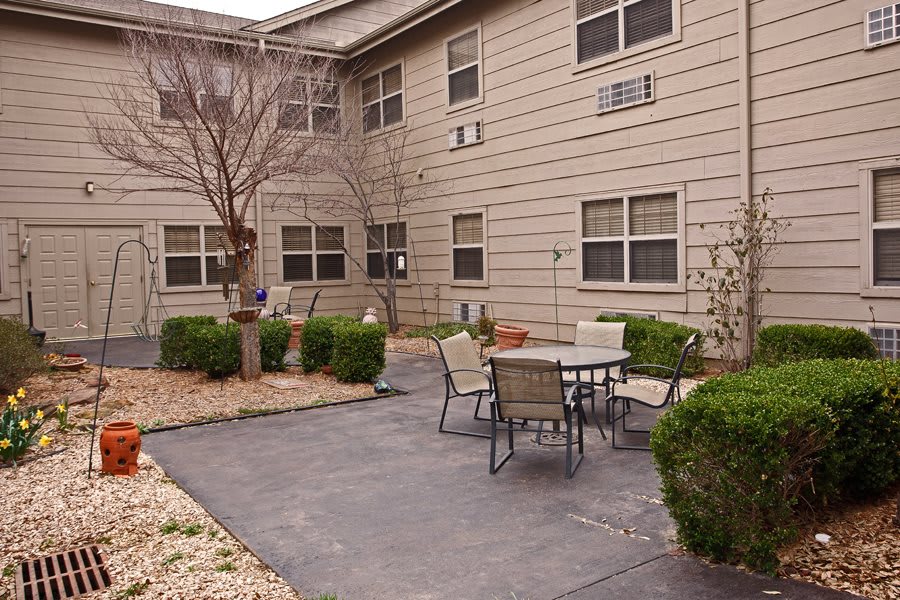 Aberdeen Heights Assisted Living patio