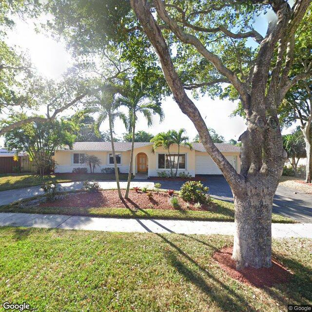 street view of Royal Palm Residence