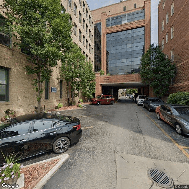 street view of Symphony Residences of Lincoln Park