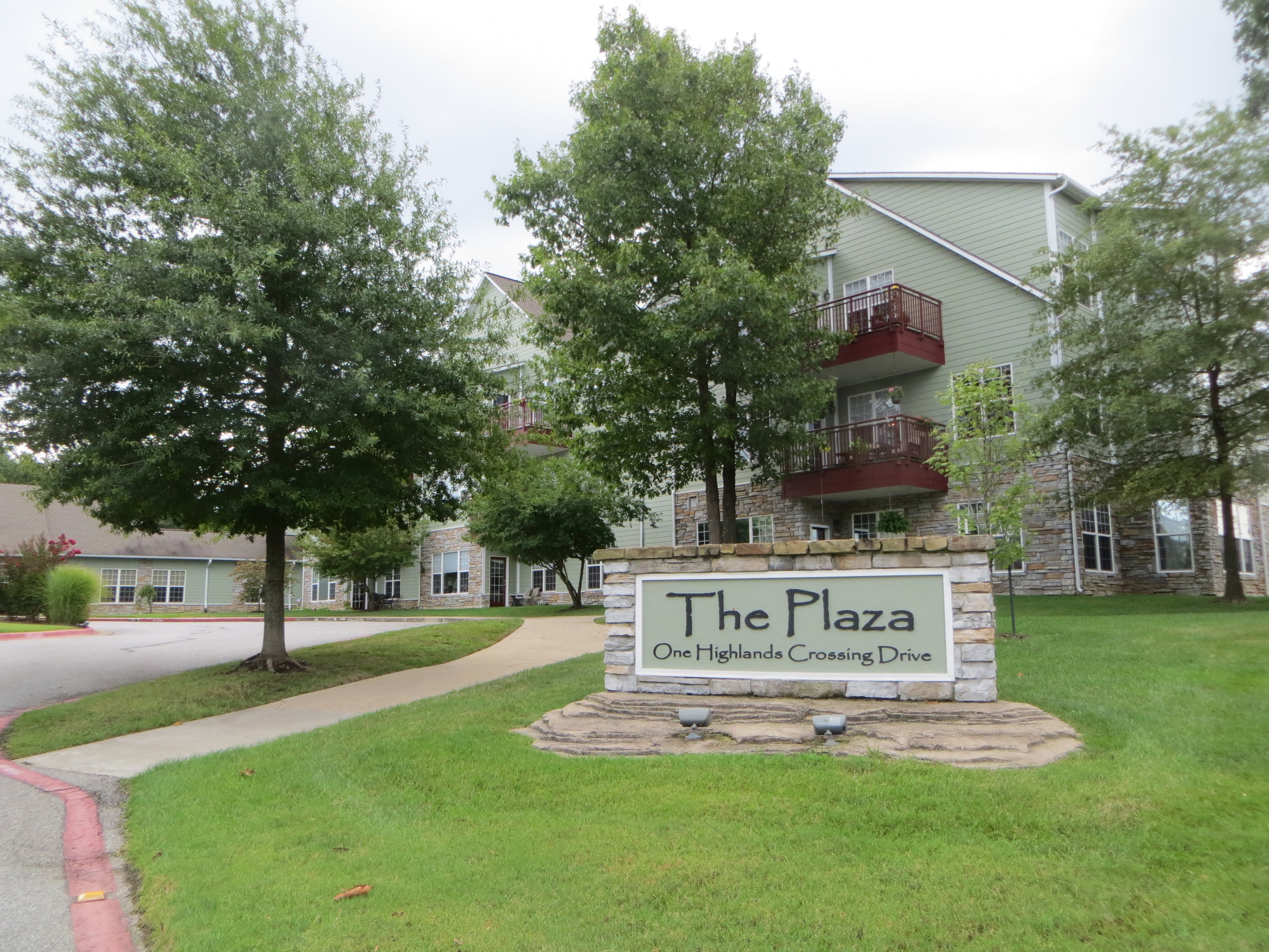 The Plaza at Highlands Crossing