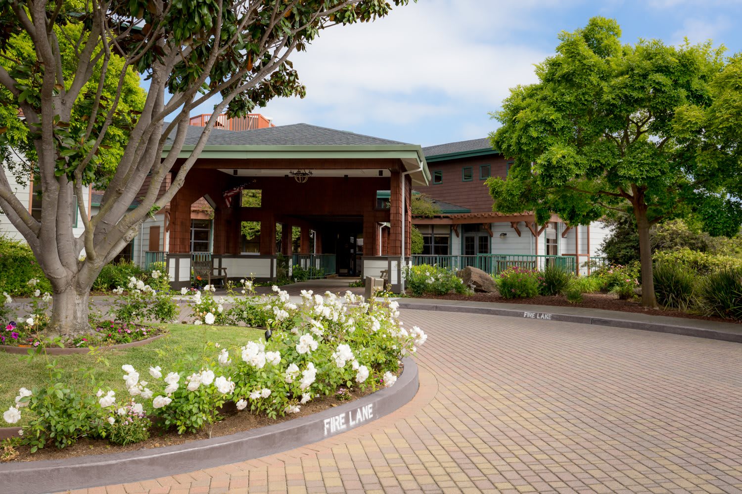 Cogir of Vallejo Hills Senior Living community exterior