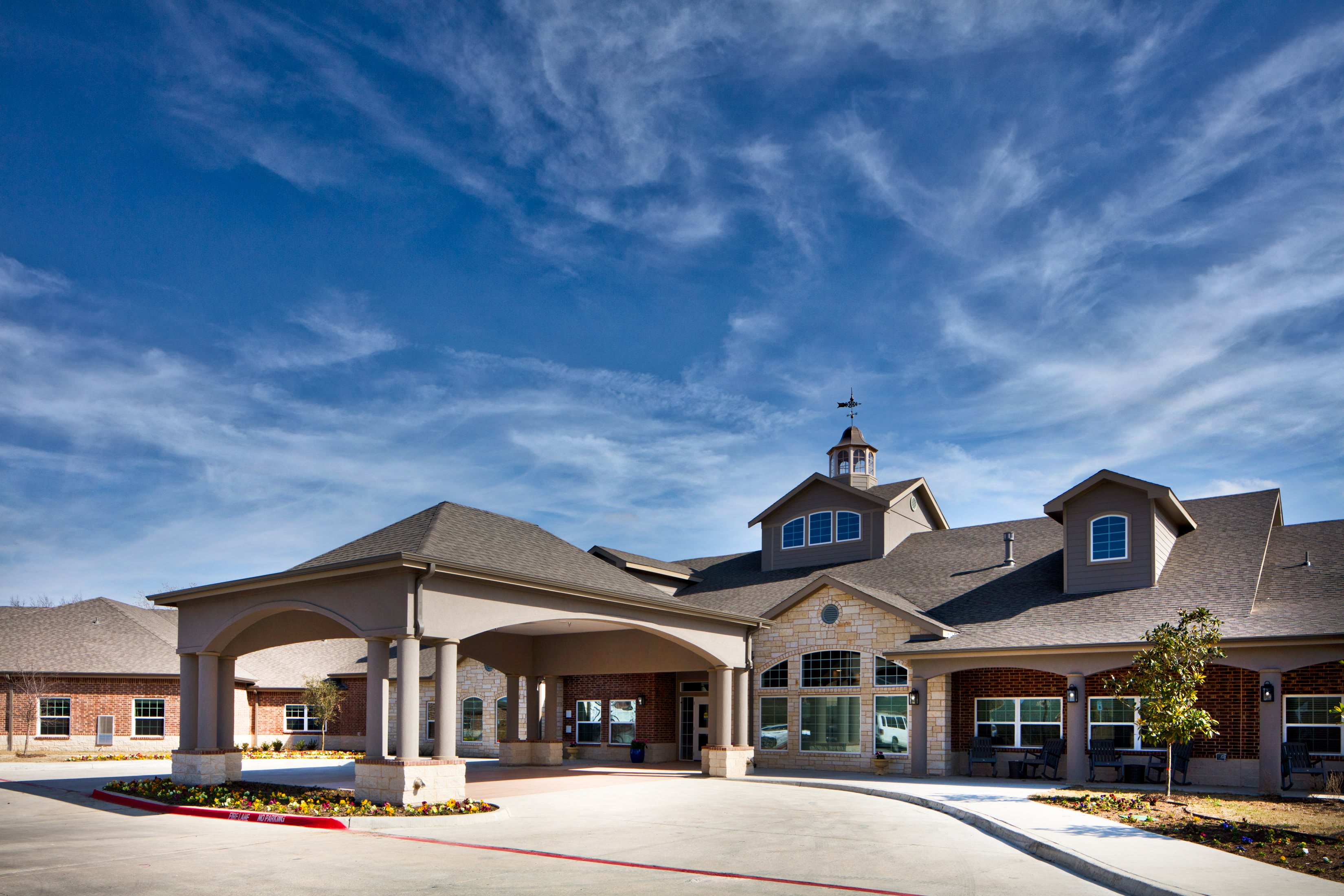 Twin Rivers Assisted Living and Memory Care community exterior