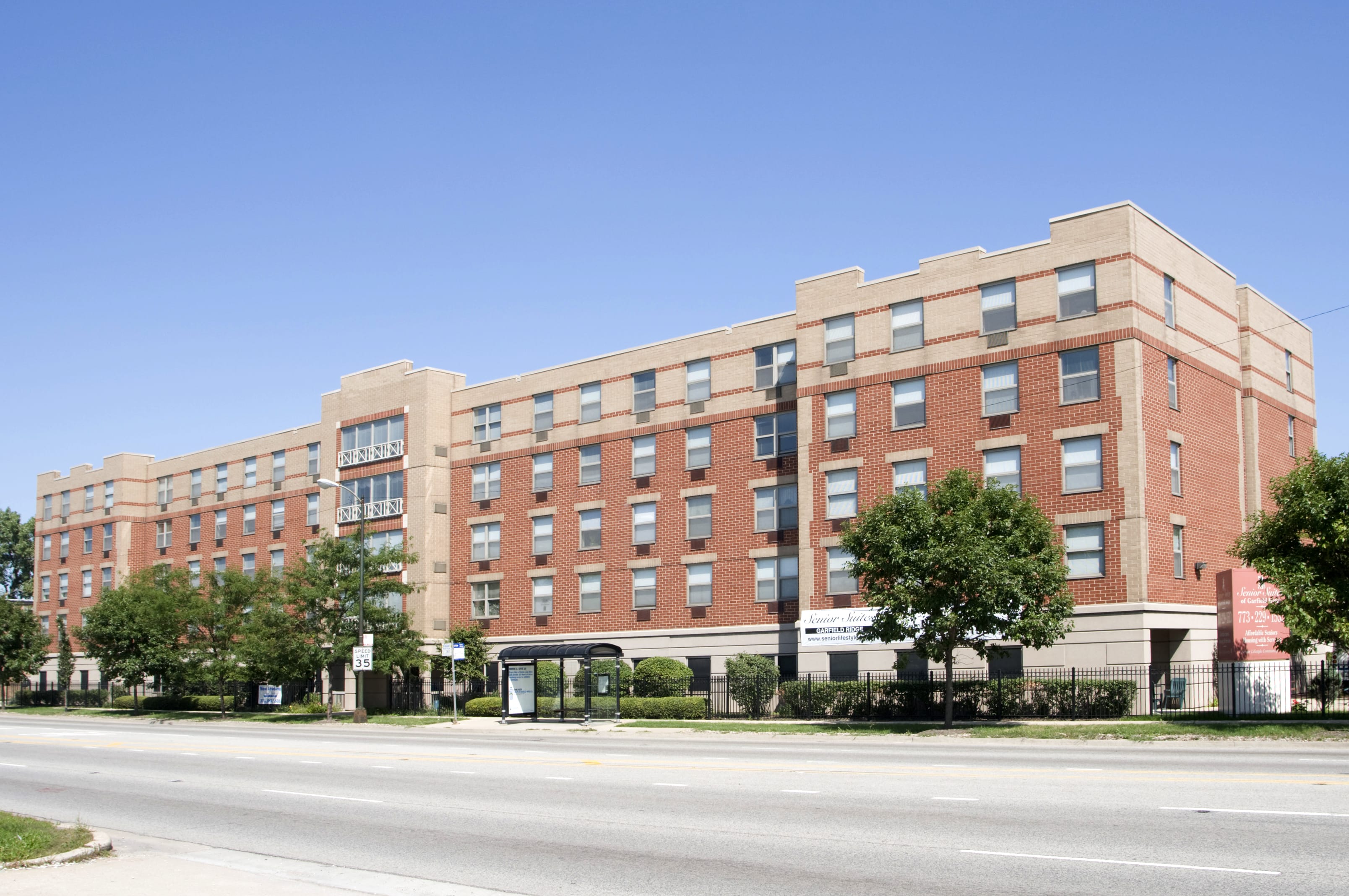 Senior Suites of Garfield Ridge Community Exterior