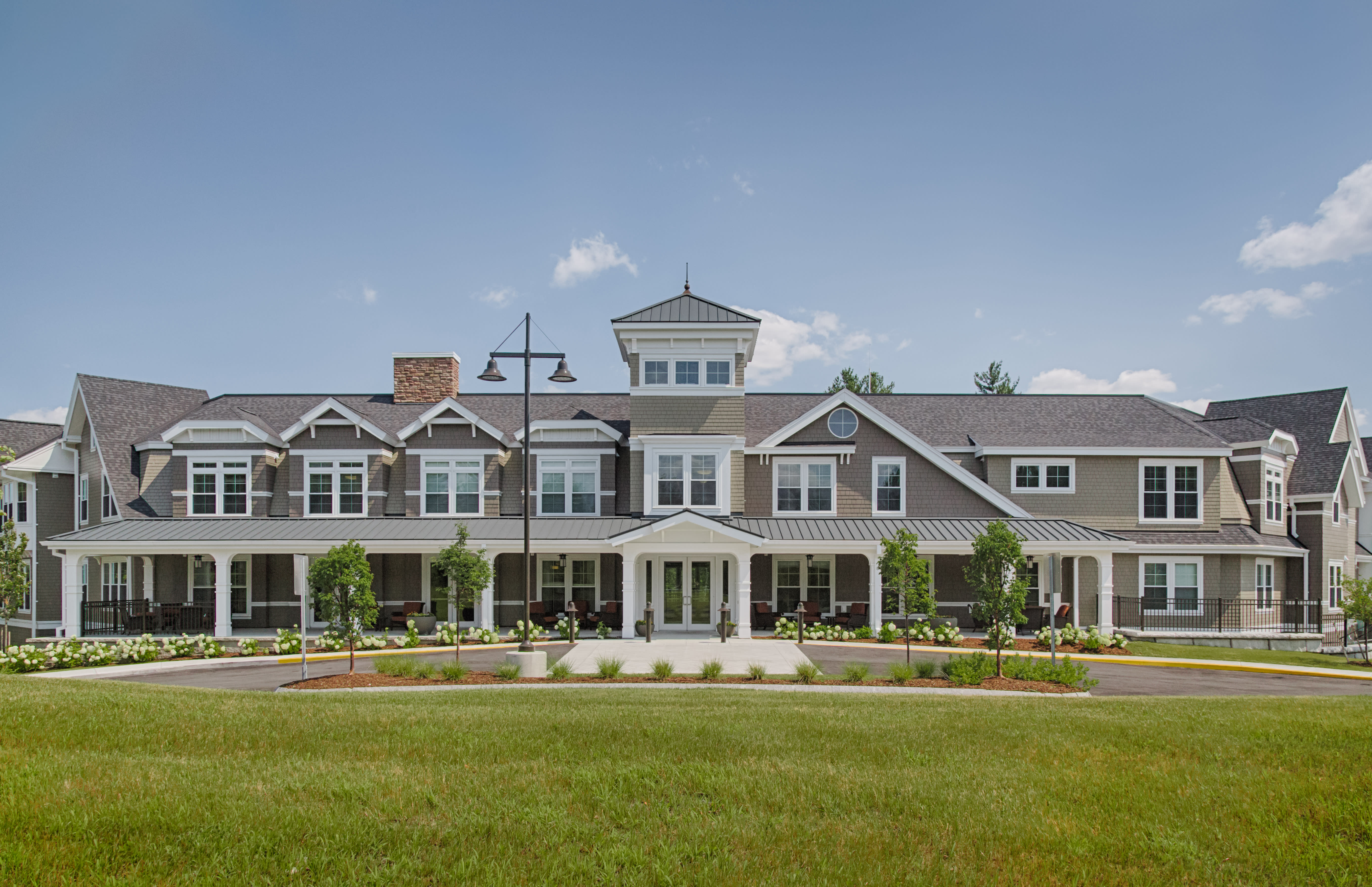 The Residence at Salem Woods community exterior