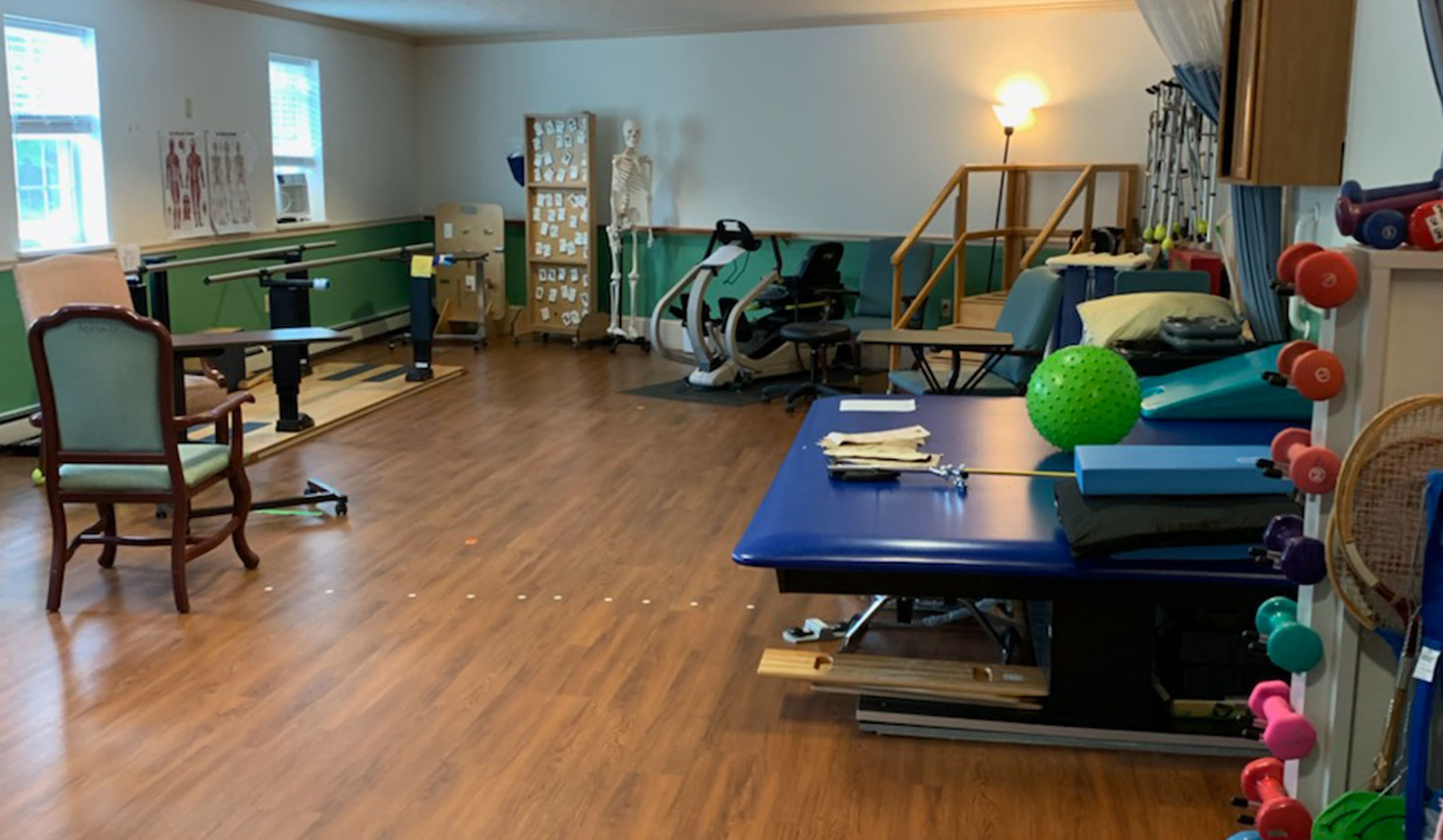 Langdon Place of Keene physical therapy room