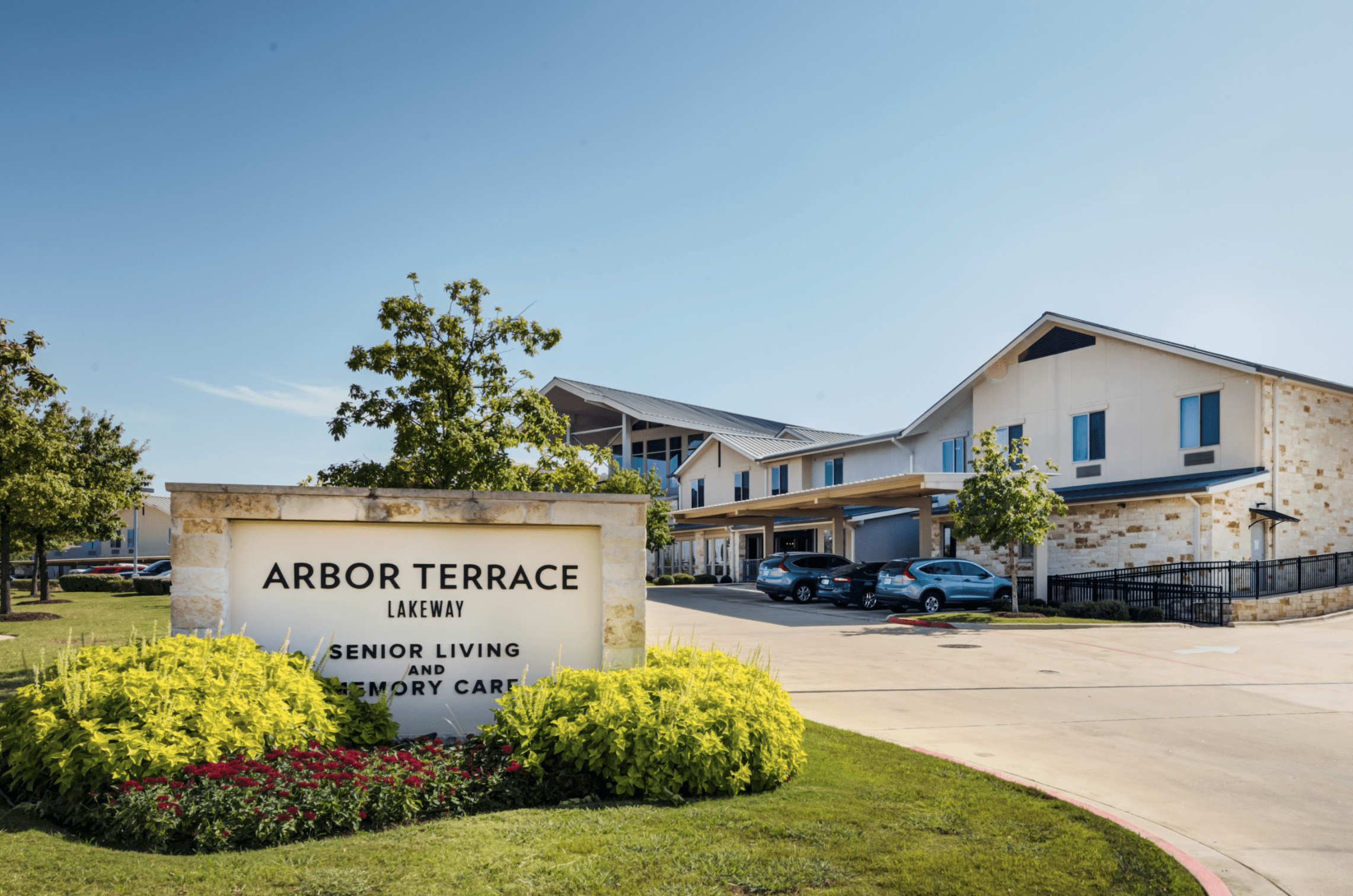 Arbor Terrace Lakeway Community Entrance