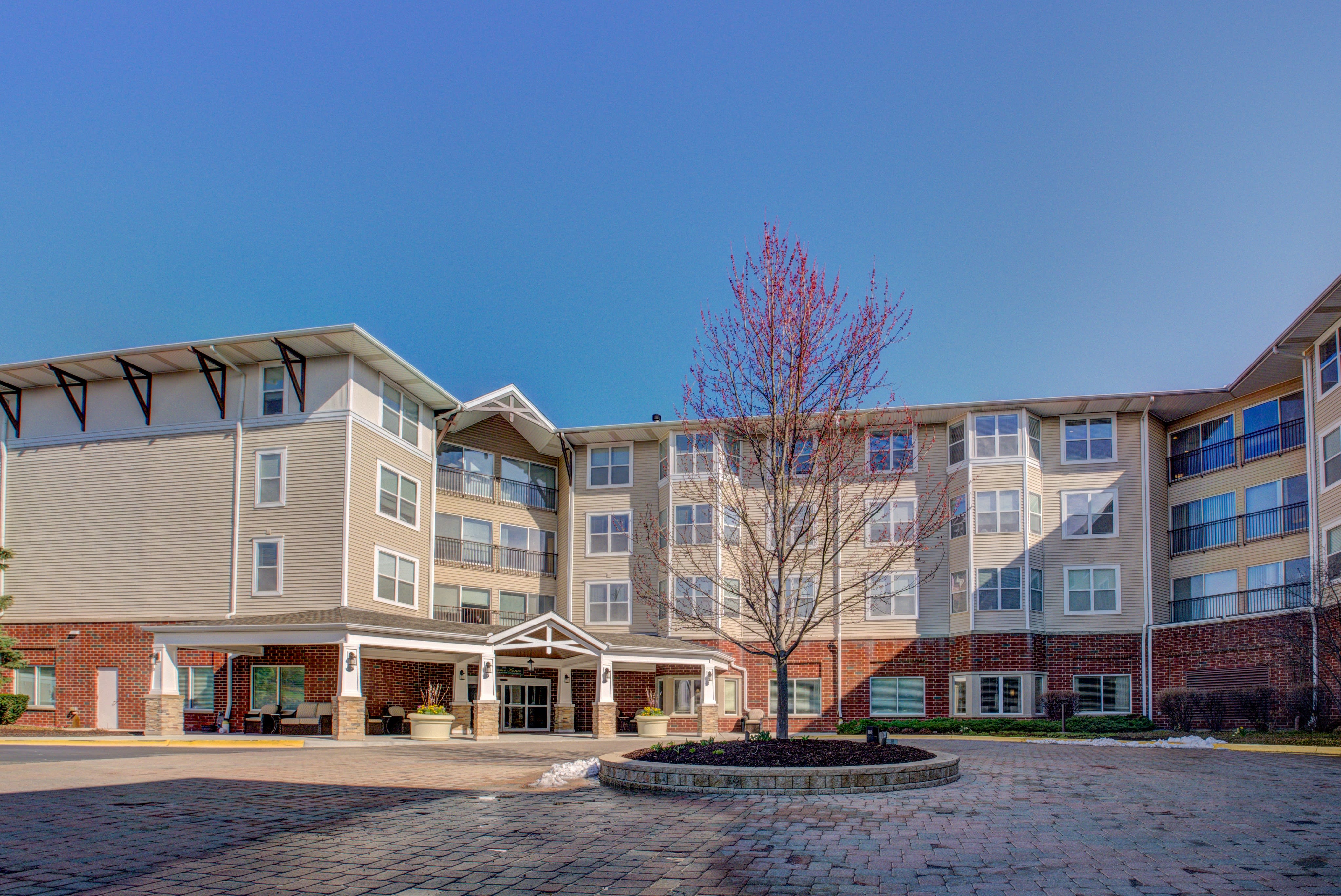 Lake Barrington Woods community exterior