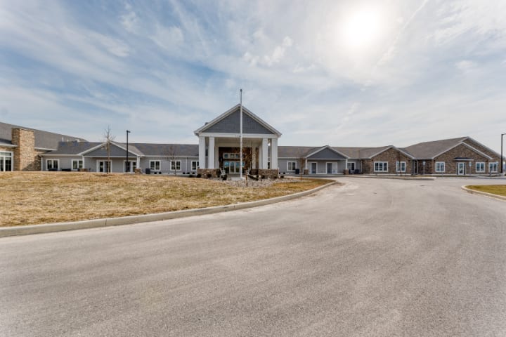 Cedarhurst of Fort Wayne community exterior