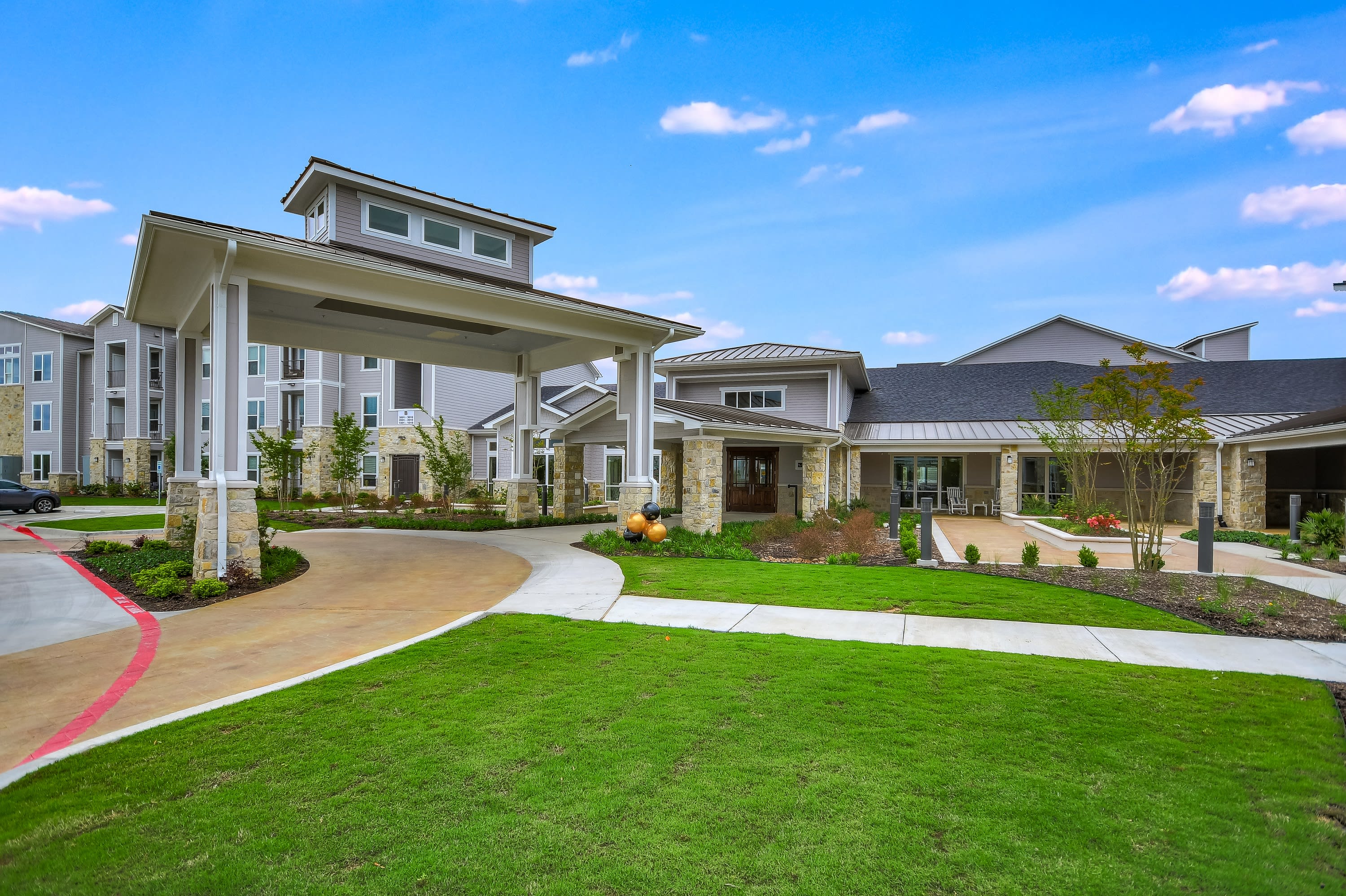 Legacy Oaks of Azle community exterior