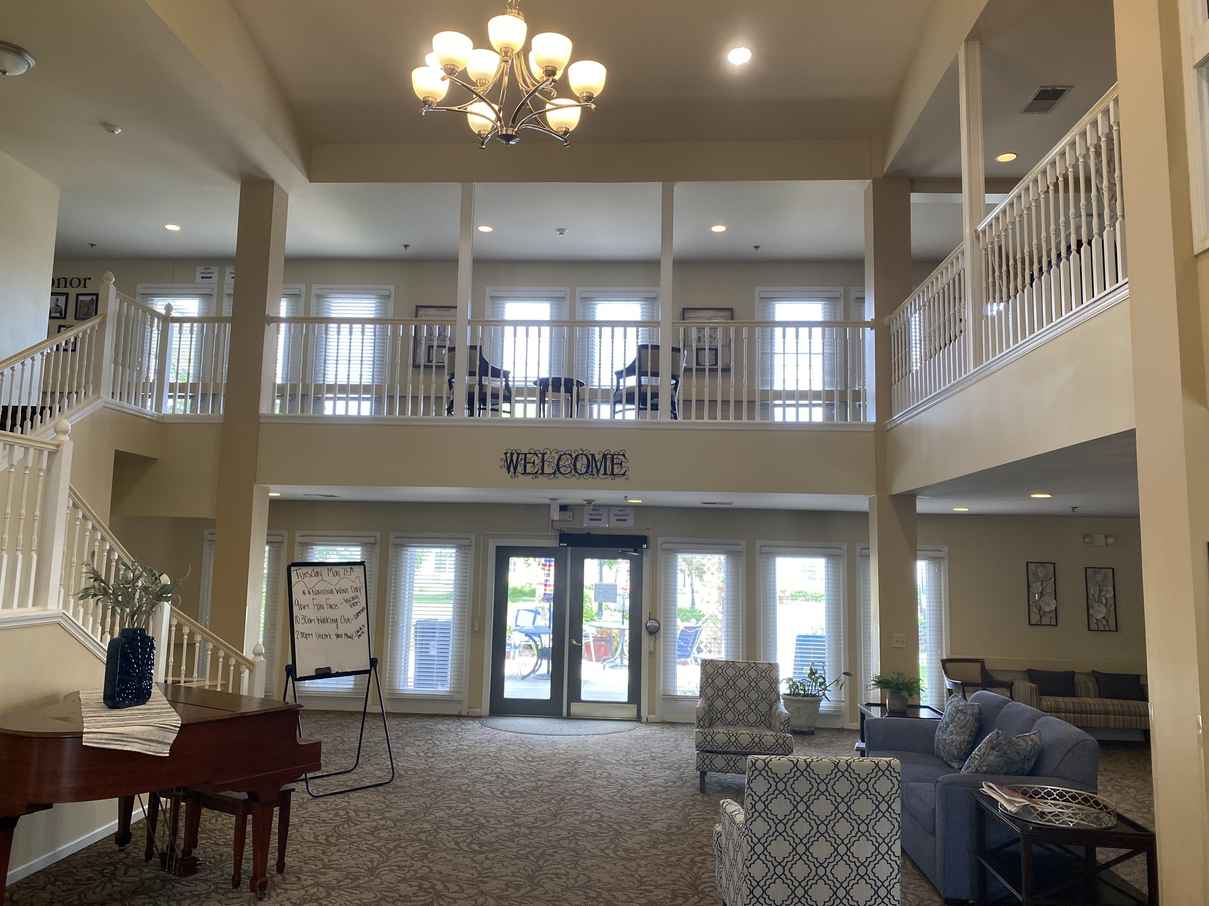 Bailey Pointe at Miracle Hills lobby