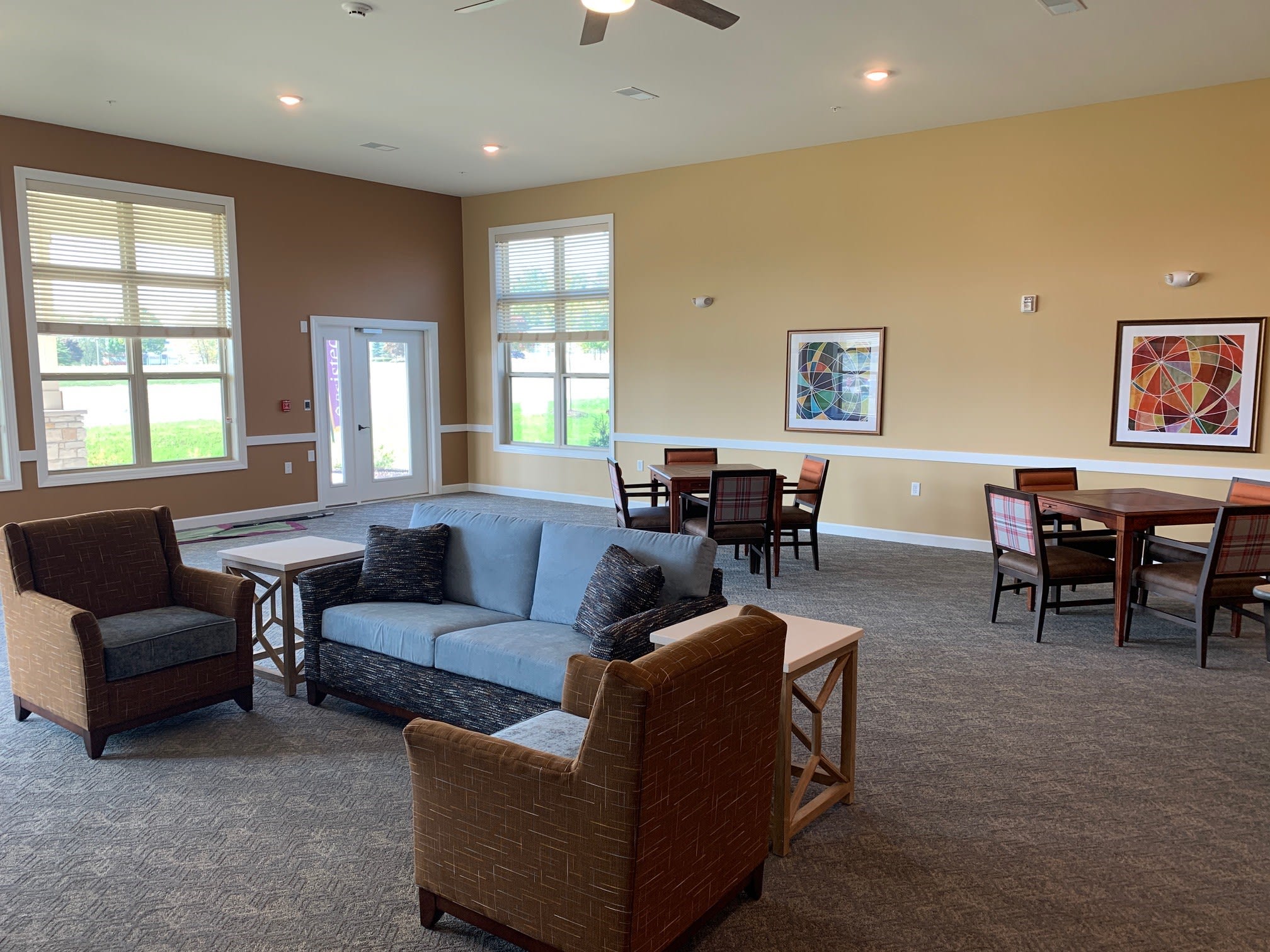 Waterford Place Assisted Living & Memory Care indoor common area