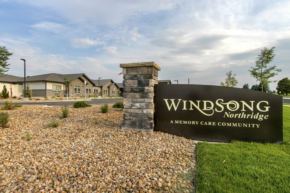 Windsong at Northridge outdoor common area