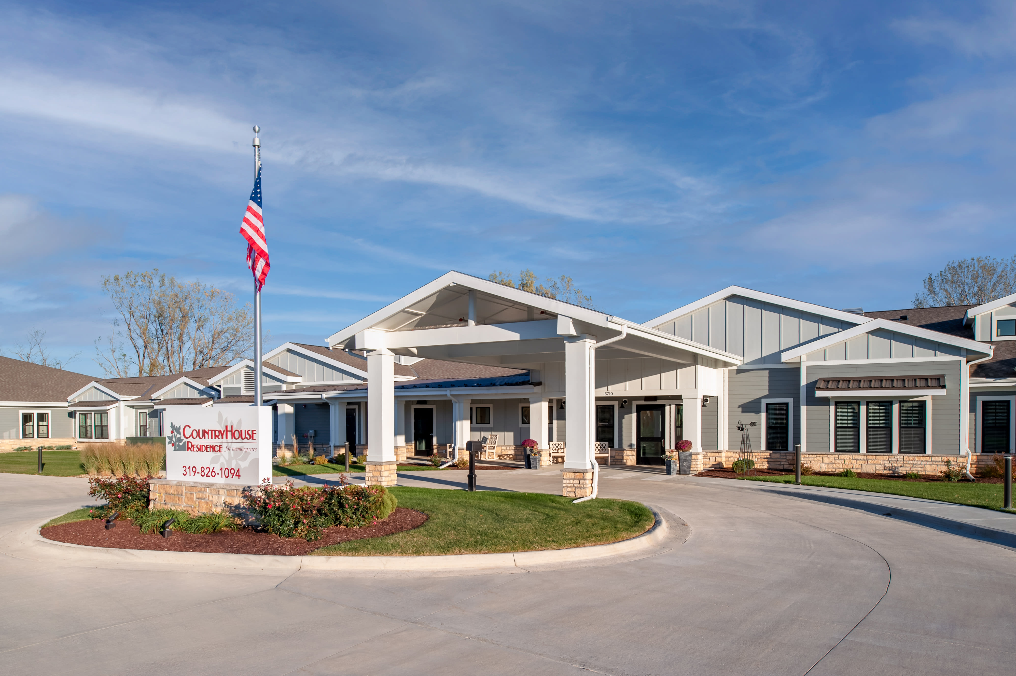 CountryHouse - Cedar Rapids community exterior