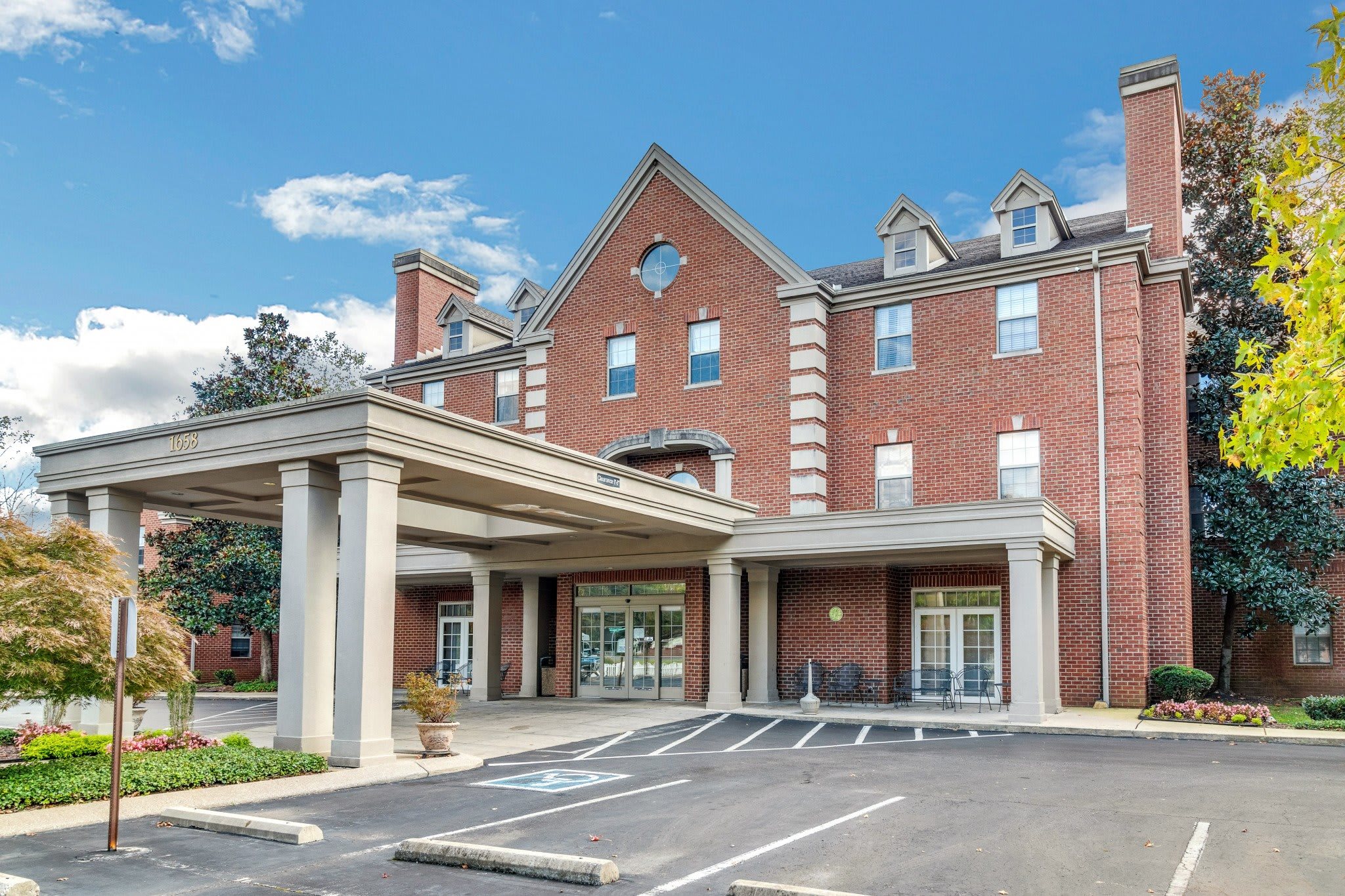 The Rutherford Assisted Living community exterior
