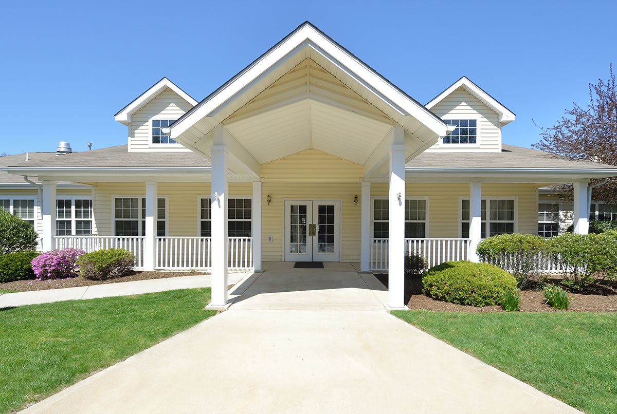 Lindsay Place community exterior