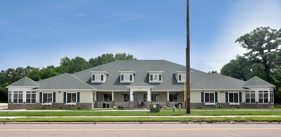 Birchwood Cottage - Mankato community exterior