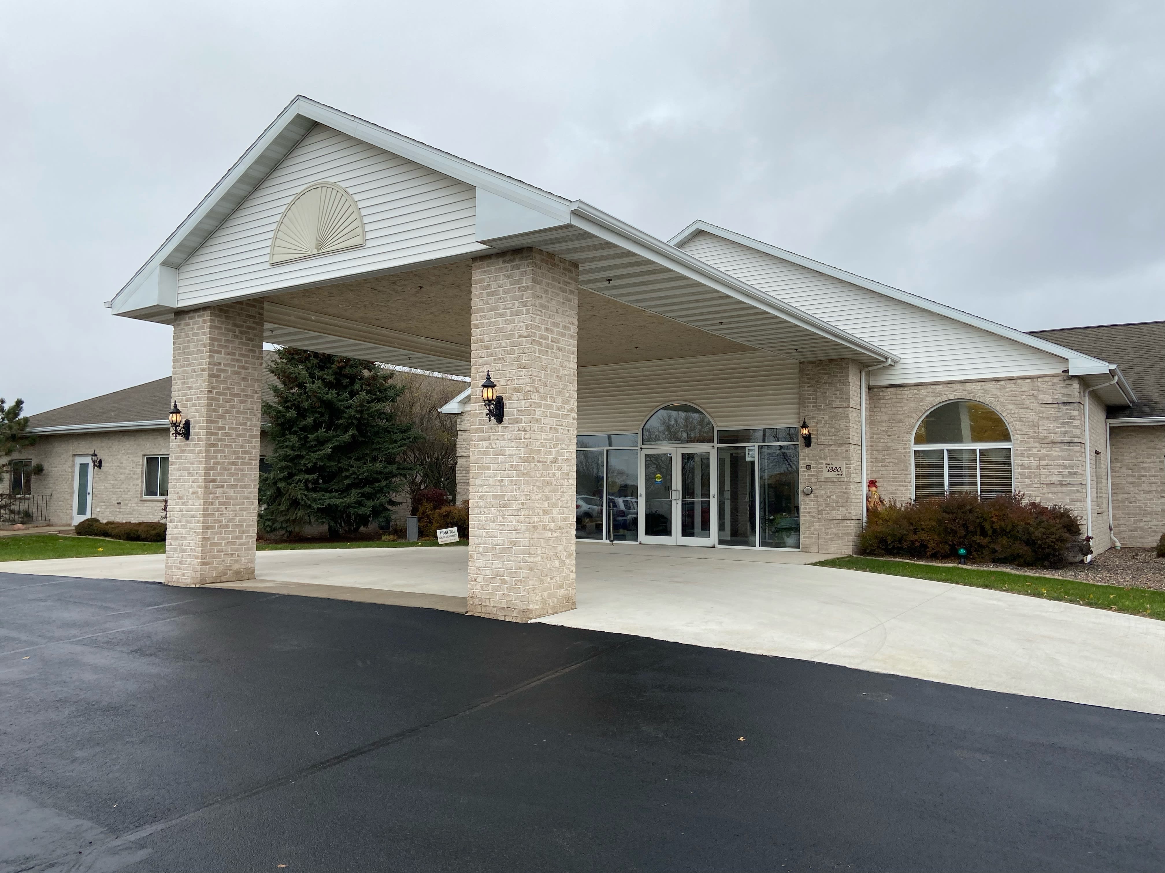 Sage Meadow De Pere community entrance