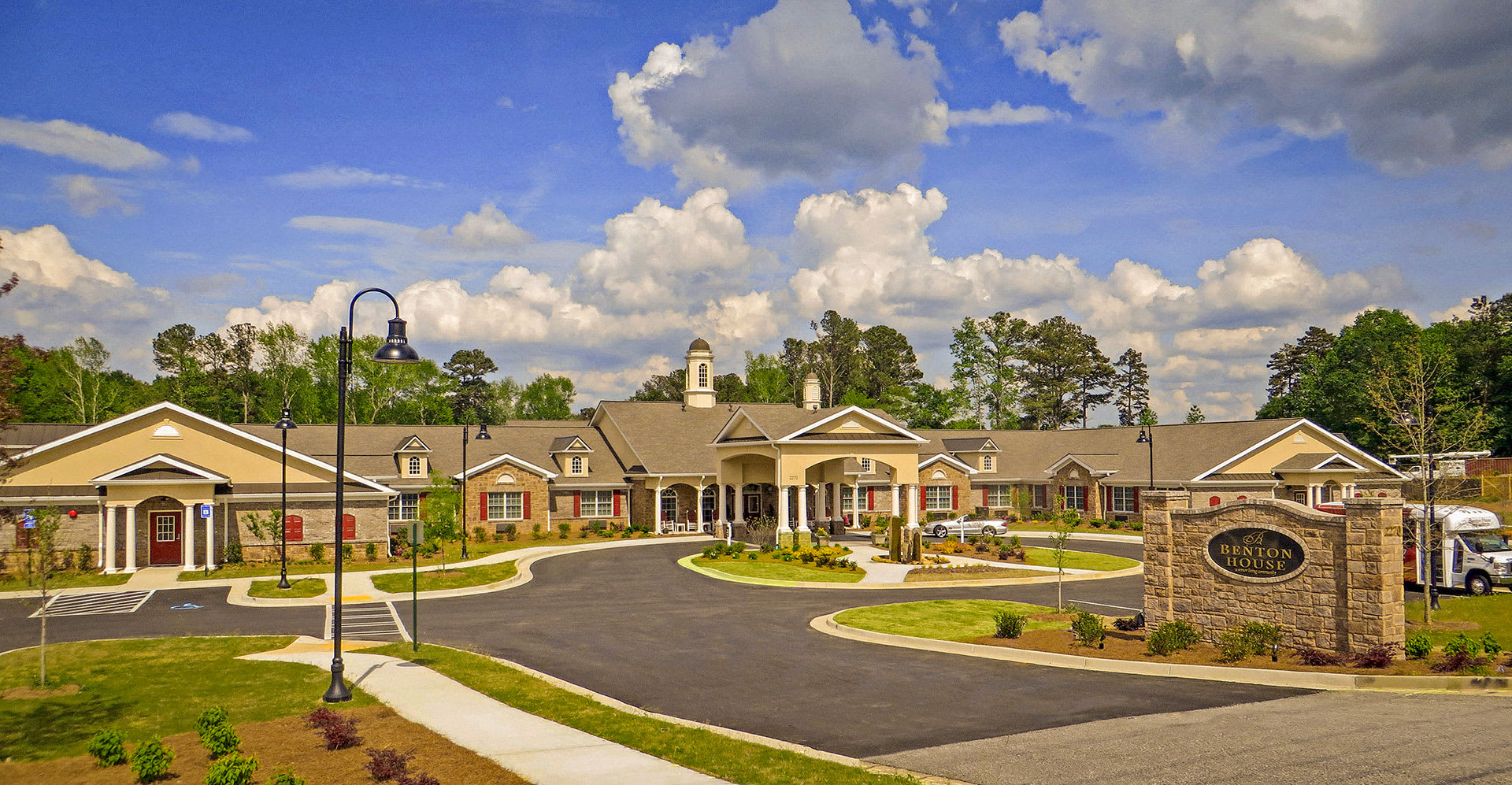 Benton House of Grayson community exterior