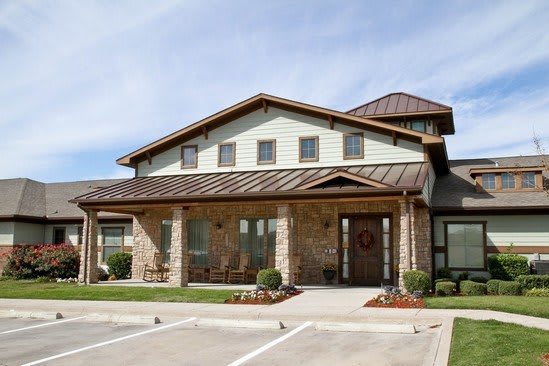 Martin Crest Assisted Living and Memory Care community exterior
