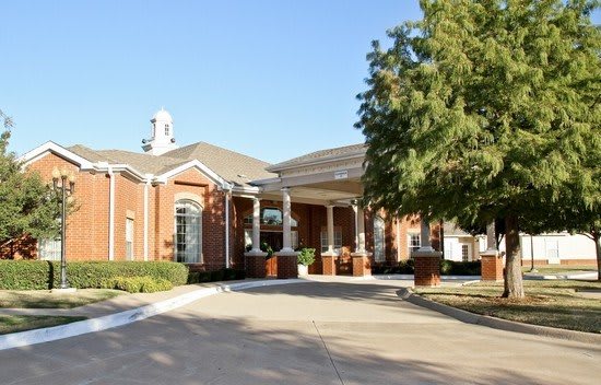 The Waterford at Plano community exterior