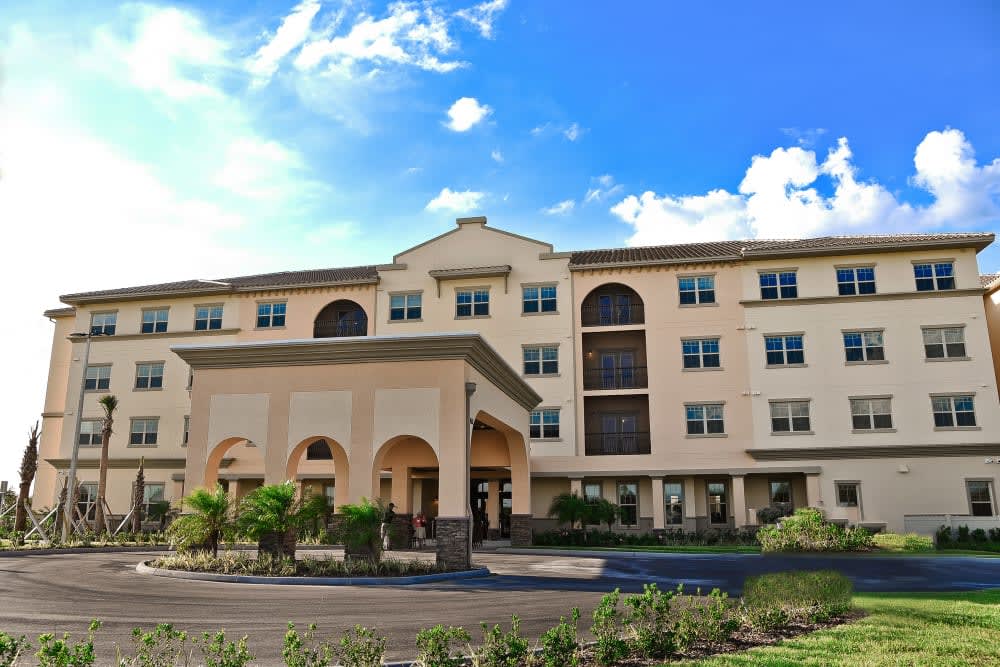 Merrill Gardens at Solivita Marketplace community exterior