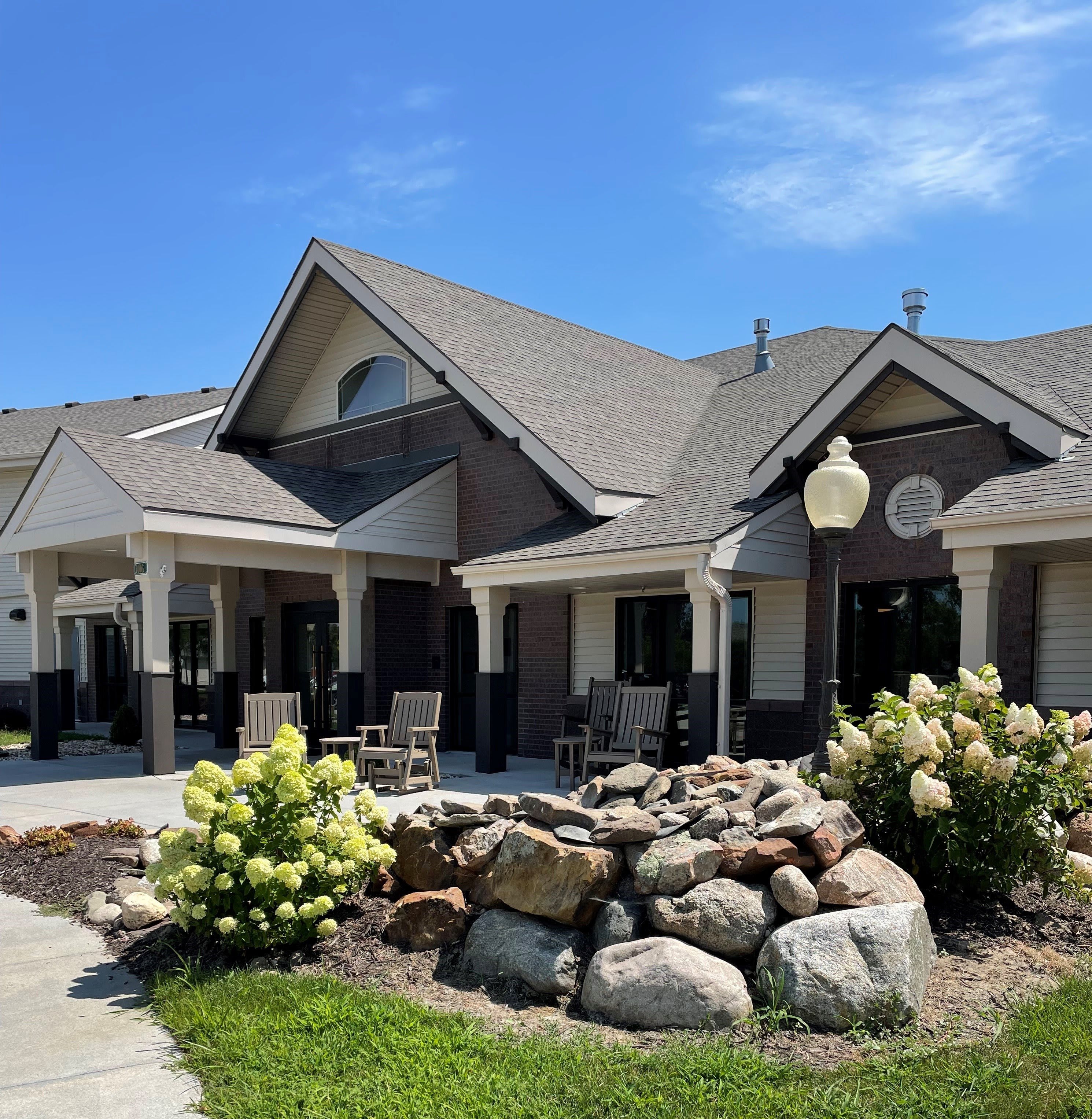 Valley Lakes community exterior