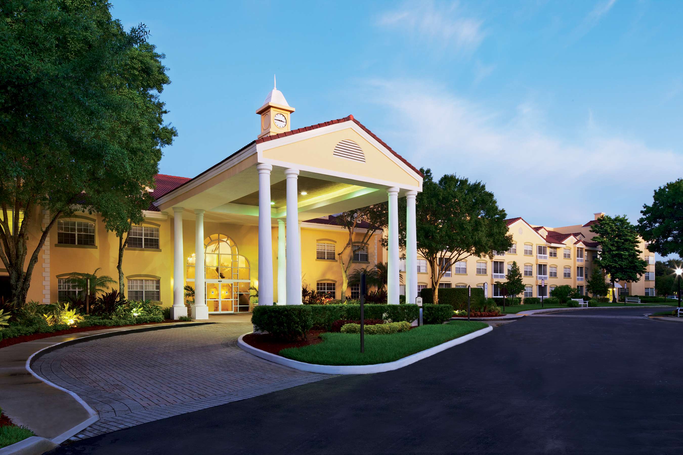 Five Star Premier Residences of Plantation 