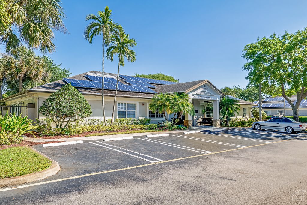 Cottages at Palm Beach