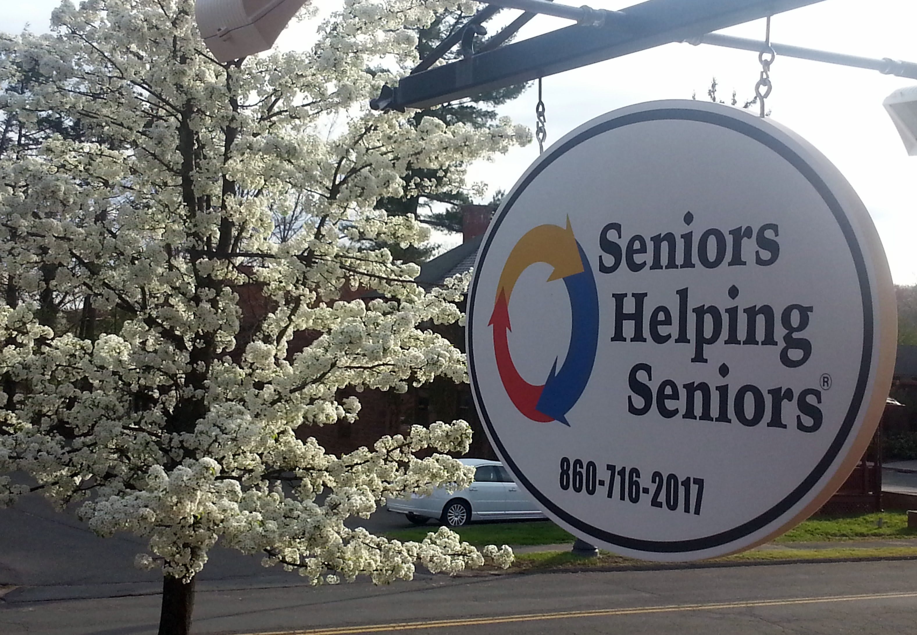 Photo of Seniors Helping Seniors