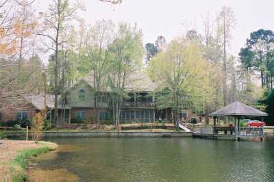 Photo of Lakeview Manor