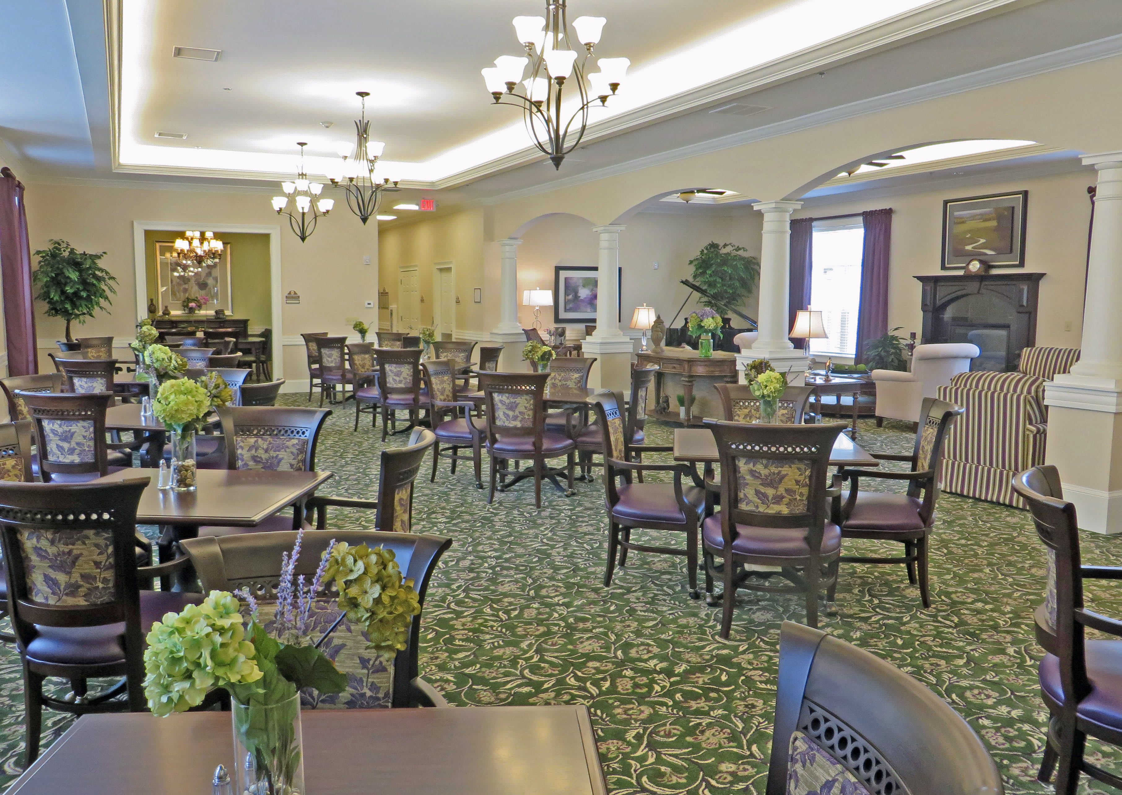 Benton House Woodstock dining room