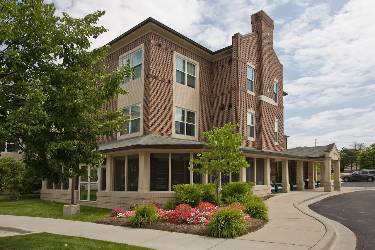 Townehall Place of West Bloomfield community exterior