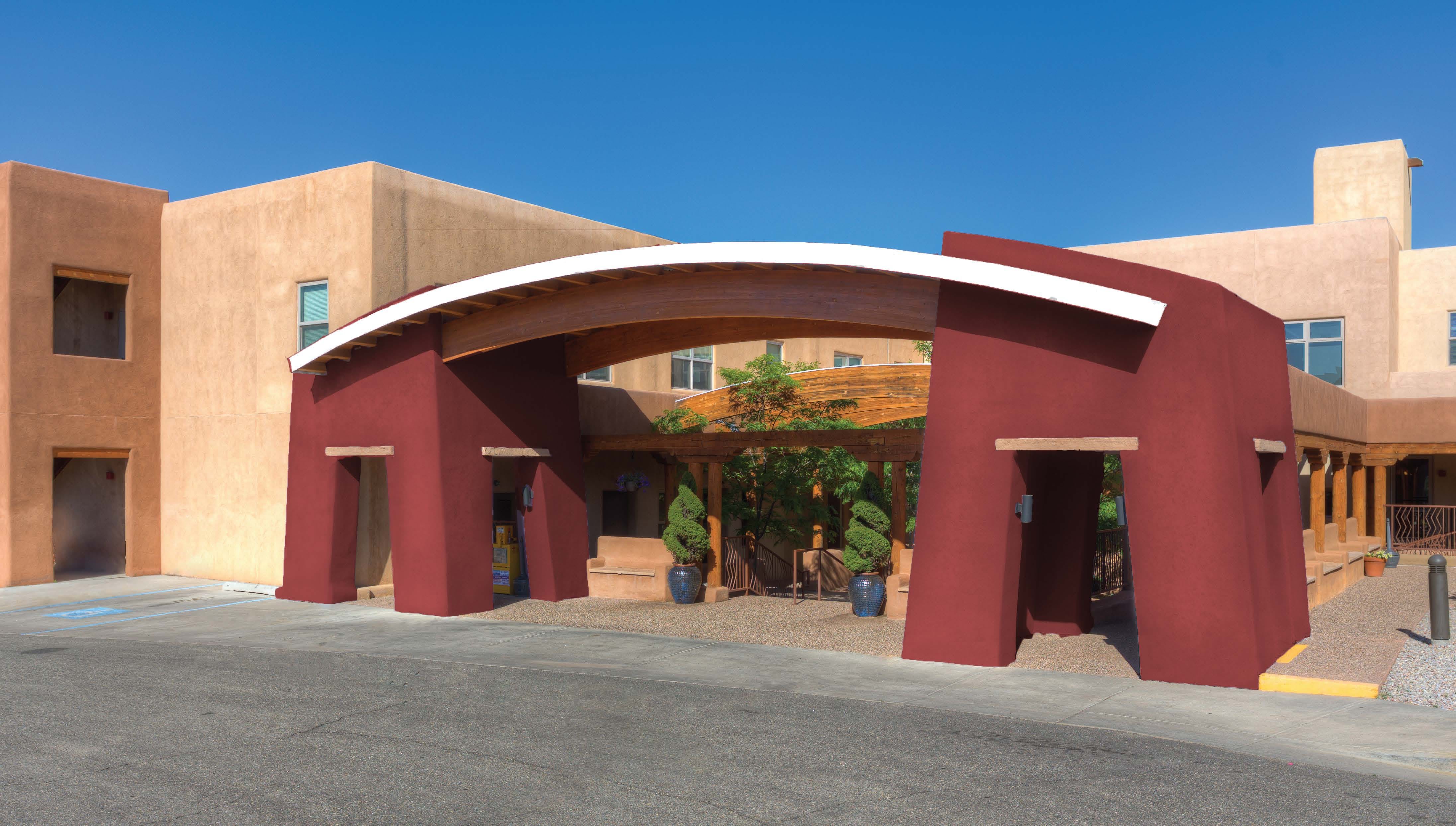 The Montecito Santa Fe community entrance