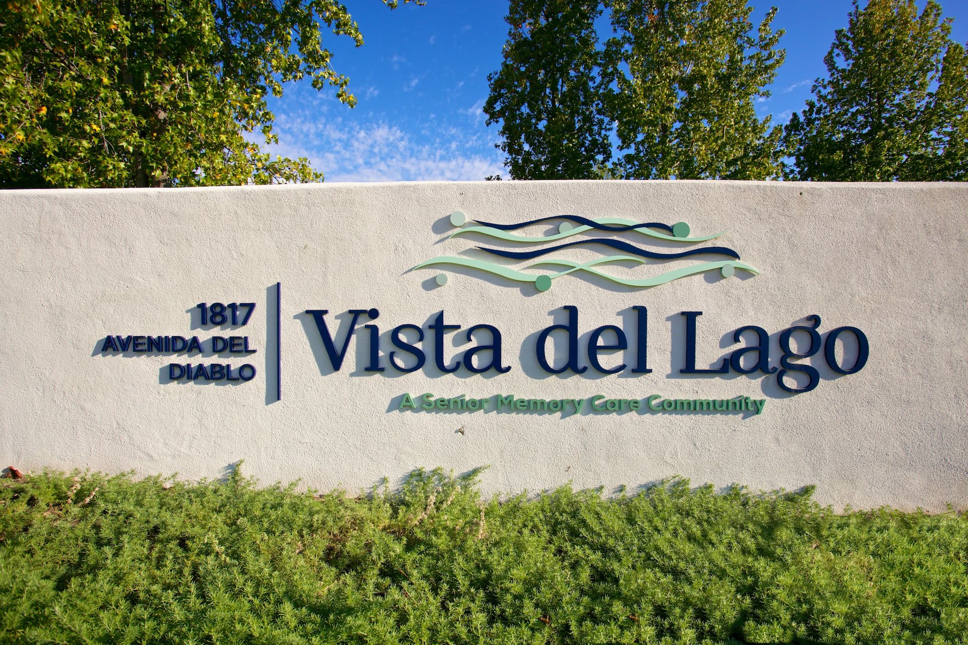 Vista del Lago community exterior