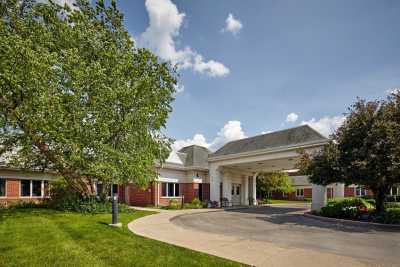 Photo of Oak Brook Healthcare Centre