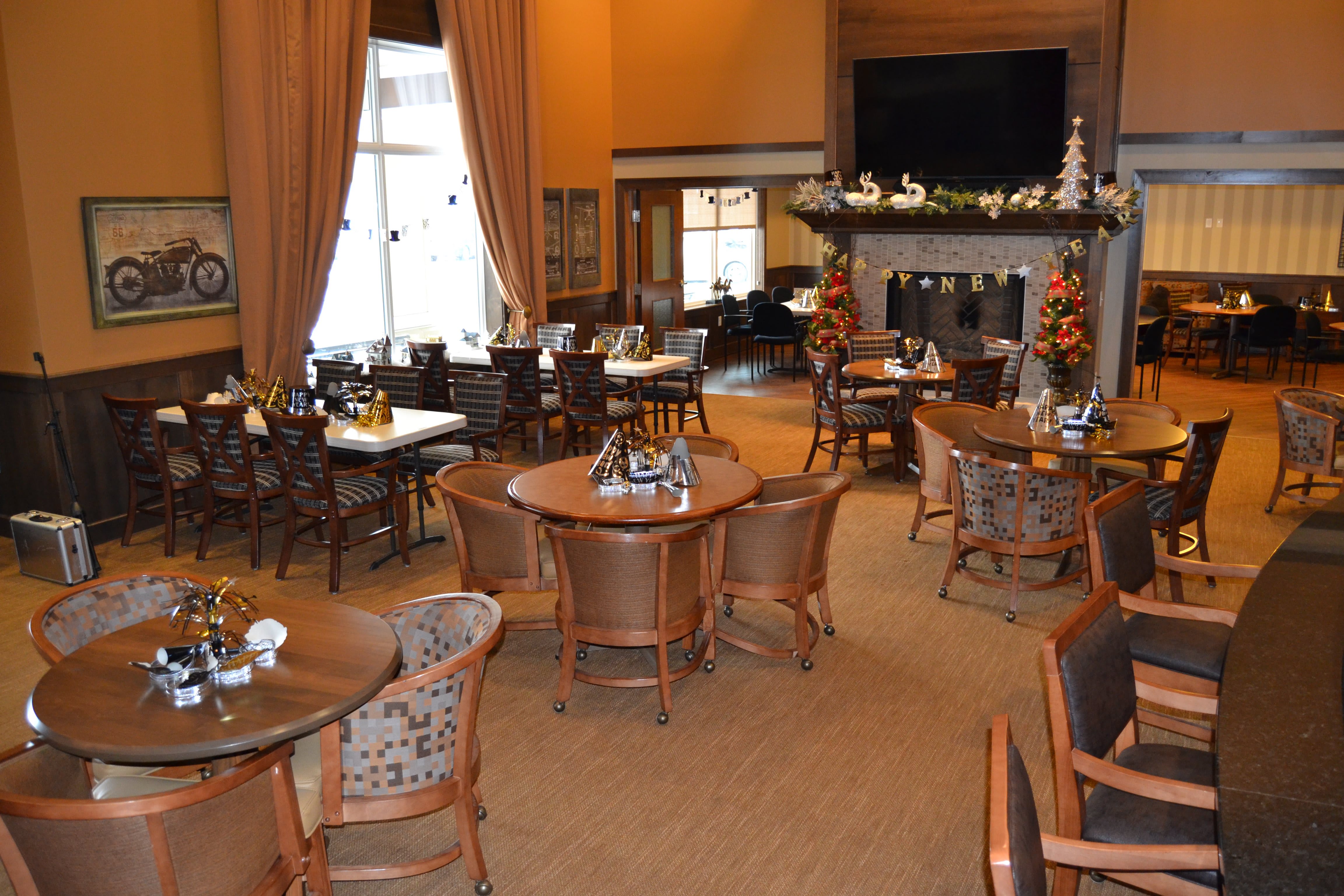 Silver Creek on Main dining room
