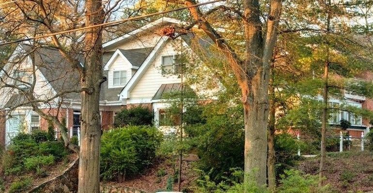 Medlock Gardens Senior Living community exterior