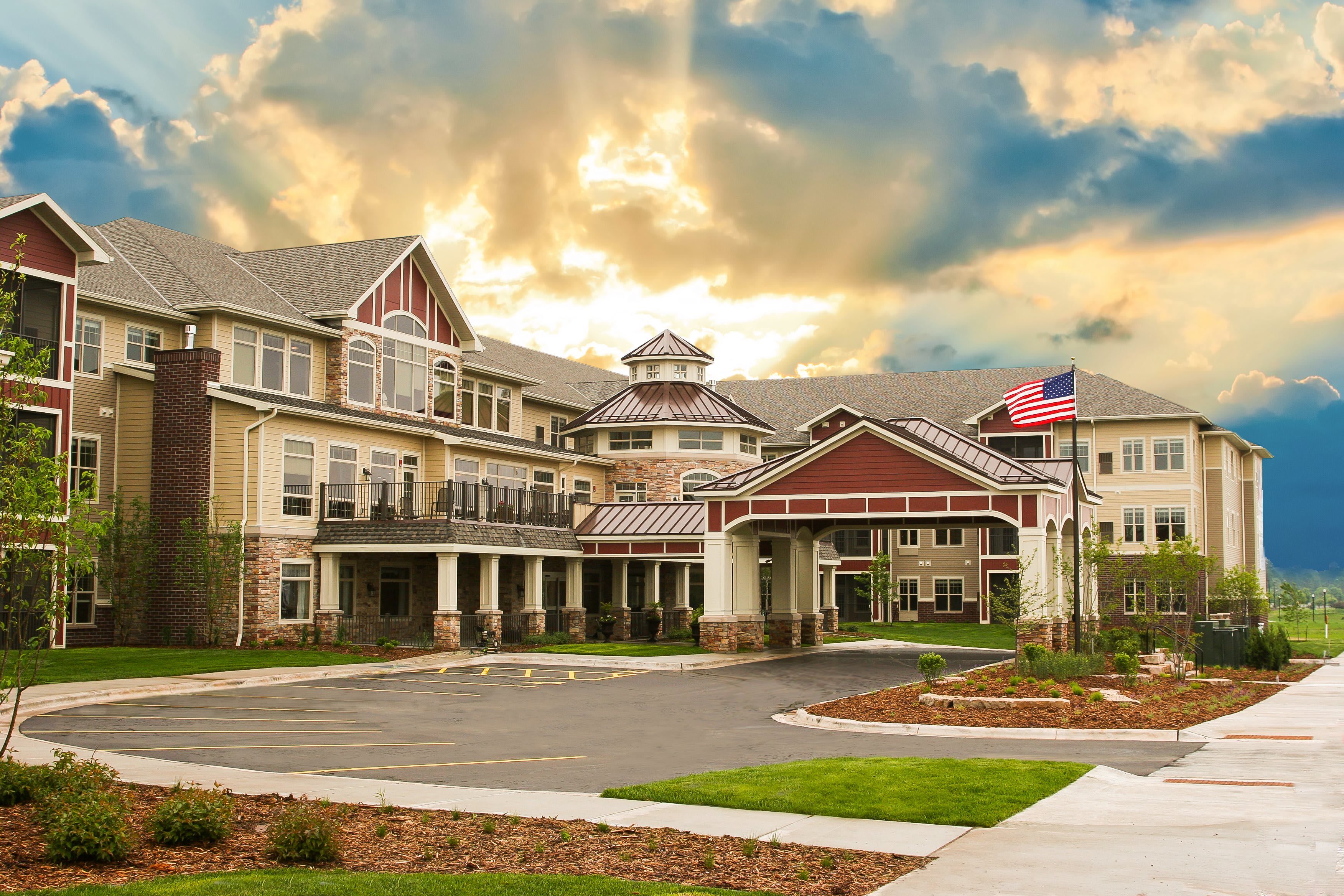 New Perspective Senior Living | Howard community exterior