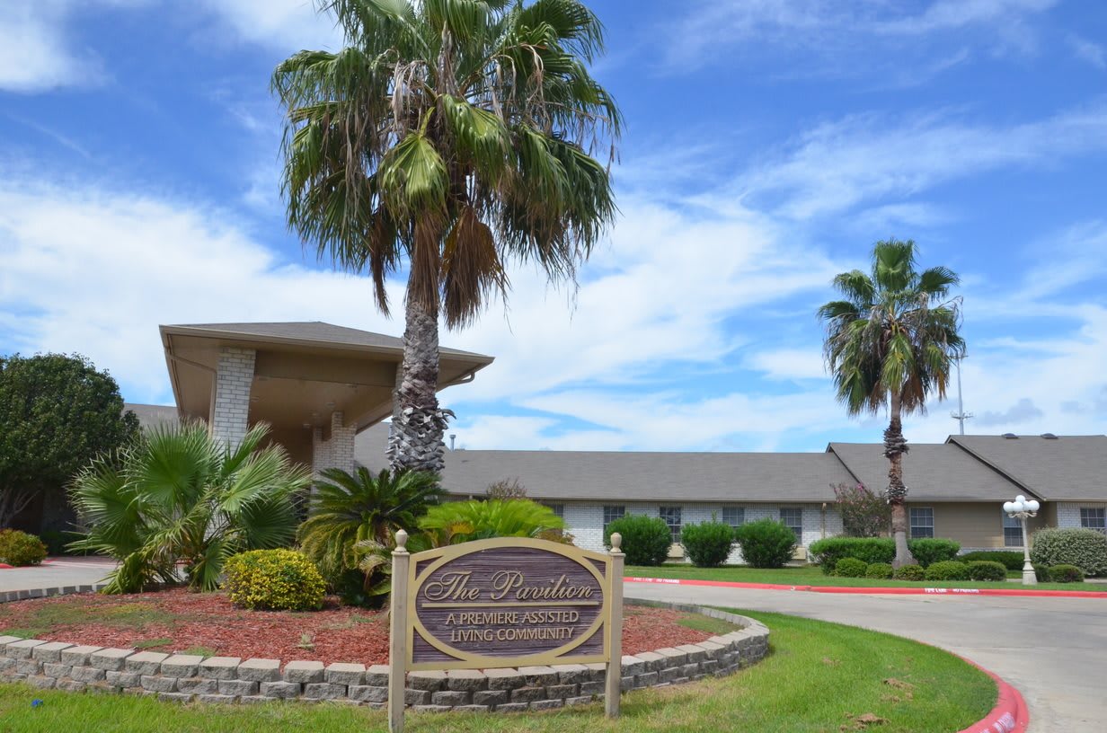 Pavilion Assisted Living outdoor common area