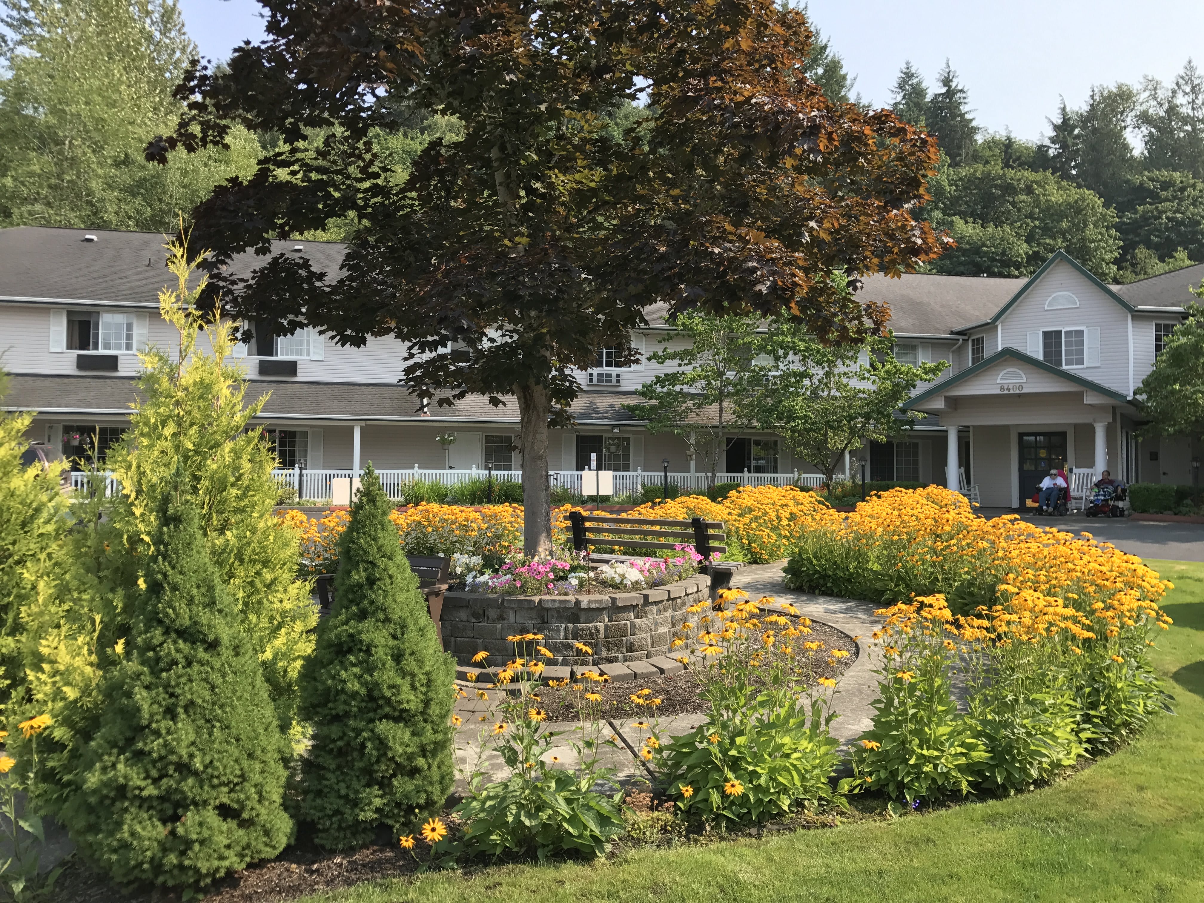 Cascade Valley outdoor common area