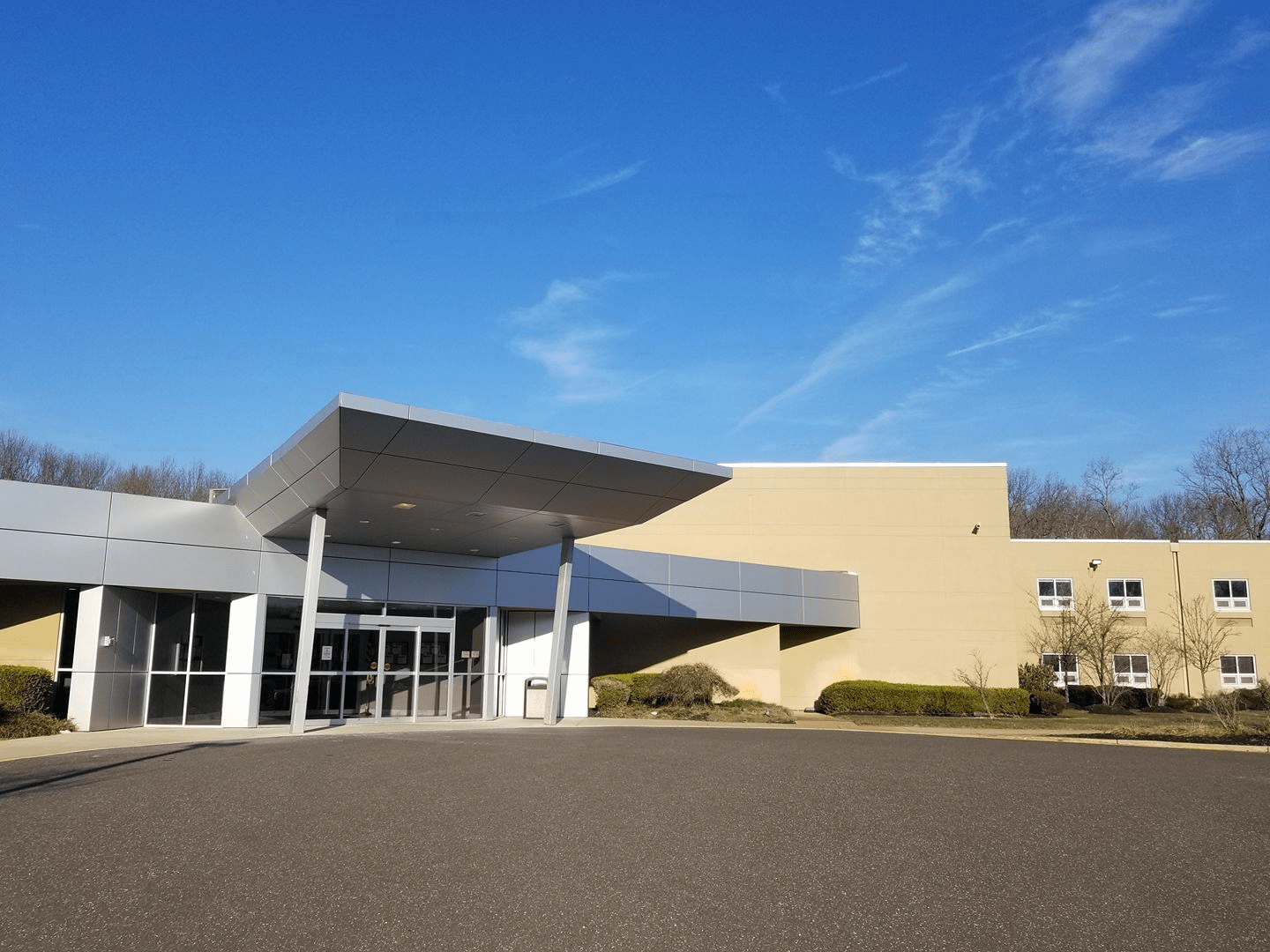 Laurel Brook Rehabilitation & Healthcare Center community exterior