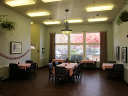 Chateau Gardens Memory Care indoor common area