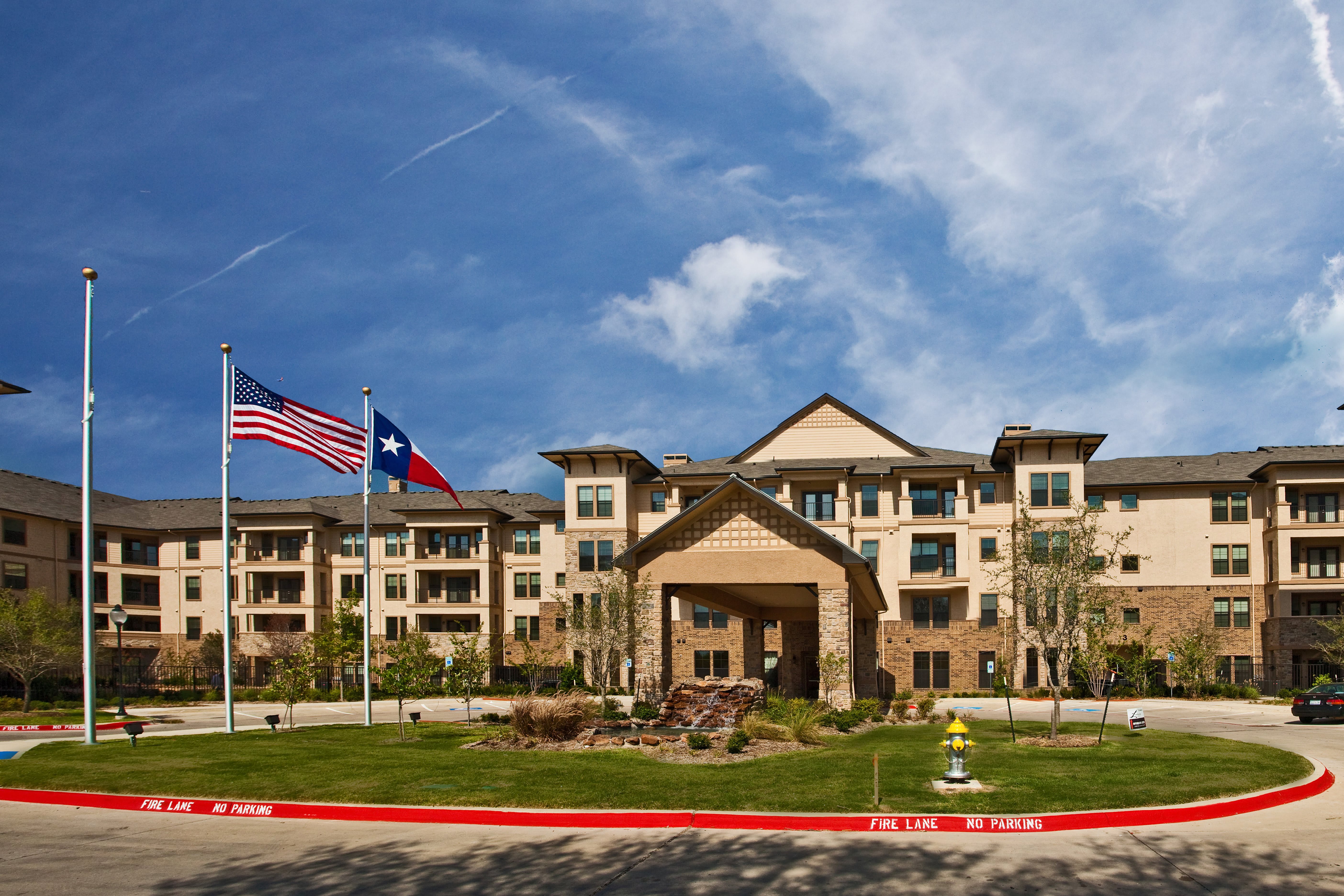 Lakeview at Josey Ranch Senior Living Community exterior