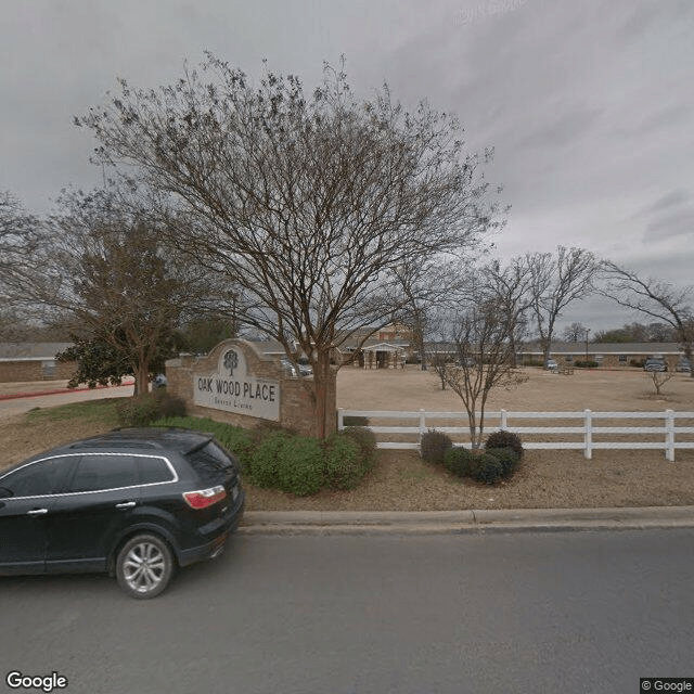 street view of Oak Wood Place Independent Living