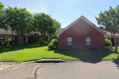 Photo of Bellevue Woods Senior Apartments